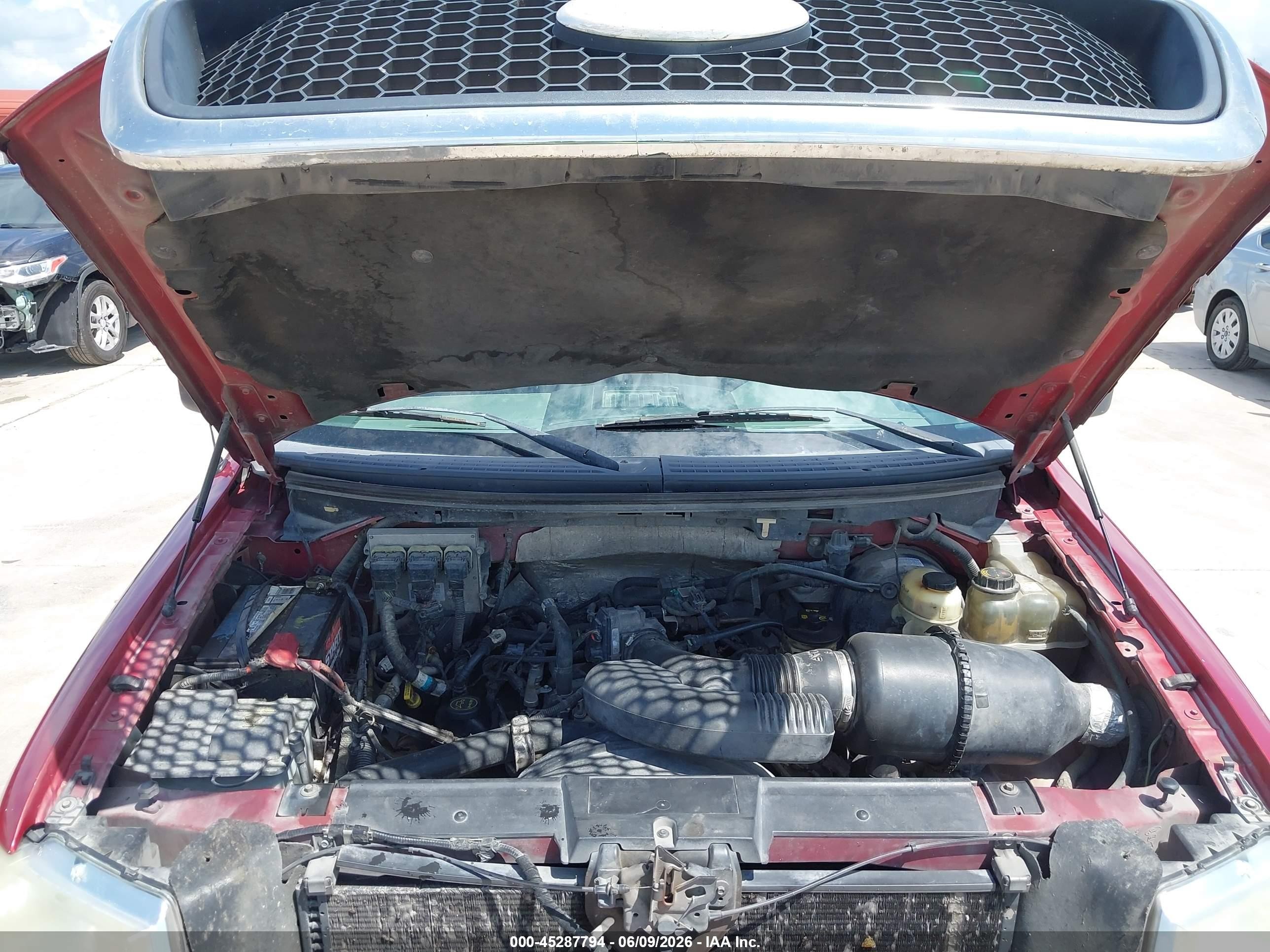 2007 Ford F-150 Fx2/xlt Red vin: 1FTRW12W87KC17744