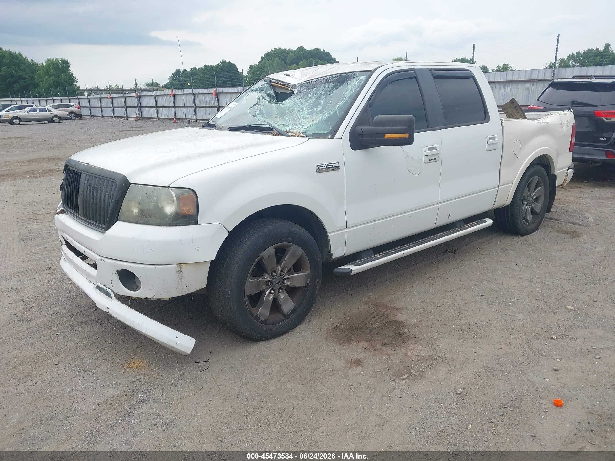 2007 Ford F-150 Xlt White vin: 1FTRW12W87KD58135