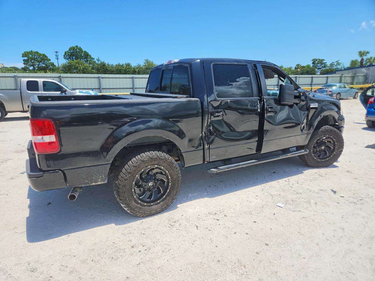 2008 Ford F150 Supercrew Black vin: 1FTRW12W88KB38480