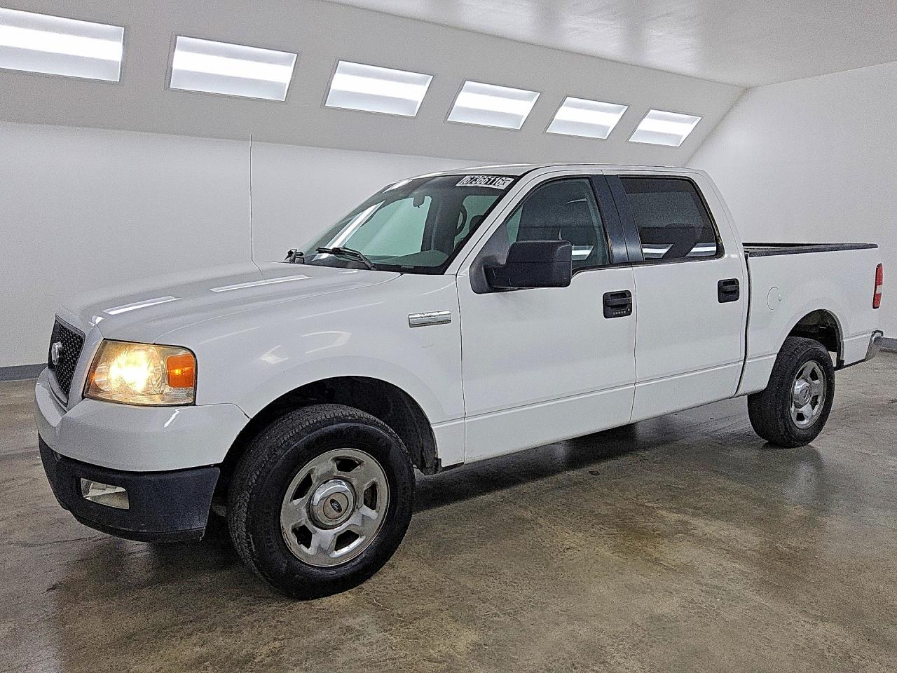 2005 Ford F150 Supercrew Белый vin: 1FTRW12W95FB33714
