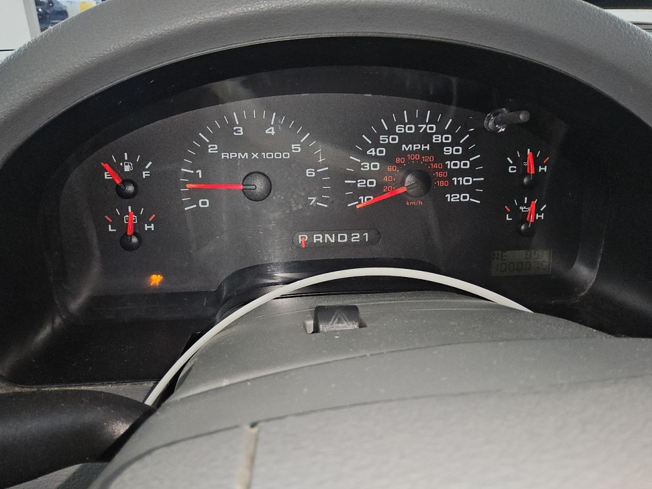 2005 Ford F150 Supercrew White vin: 1FTRW12W95FB33714 Damage: Warning Light - Air Bag, On, Unacceptable