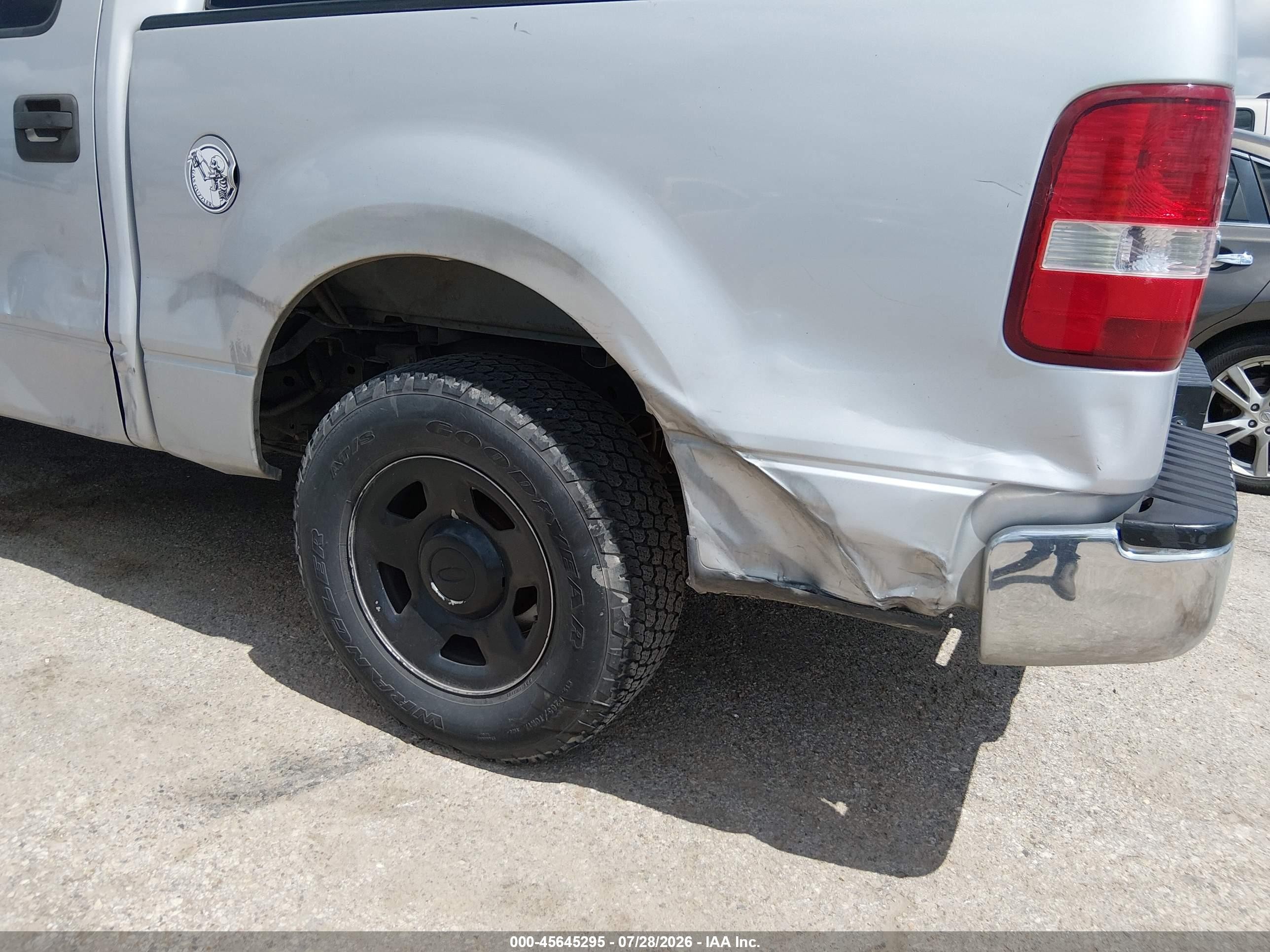 2005 Ford F-150 Xlt Silver vin: 1FTRW12W95KD20023
