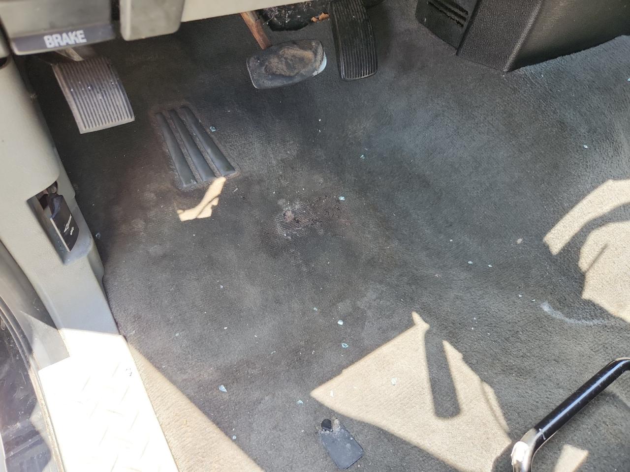 2007 Ford F150 Supercrew Черный vin: 1FTRW12W97FA13737 Damage: Left Front Carpet, Worn, Acceptable