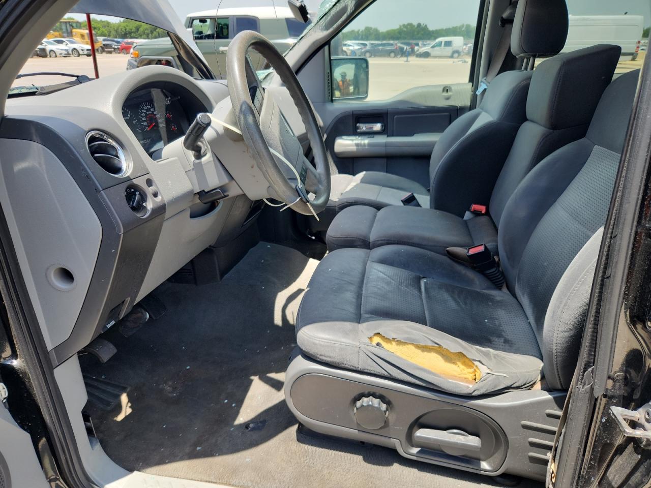 2007 Ford F150 Supercrew Черный vin: 1FTRW12W97FA13737 Damage: Left Front Seat Cushion, Torn, 9 To 10 Inches
