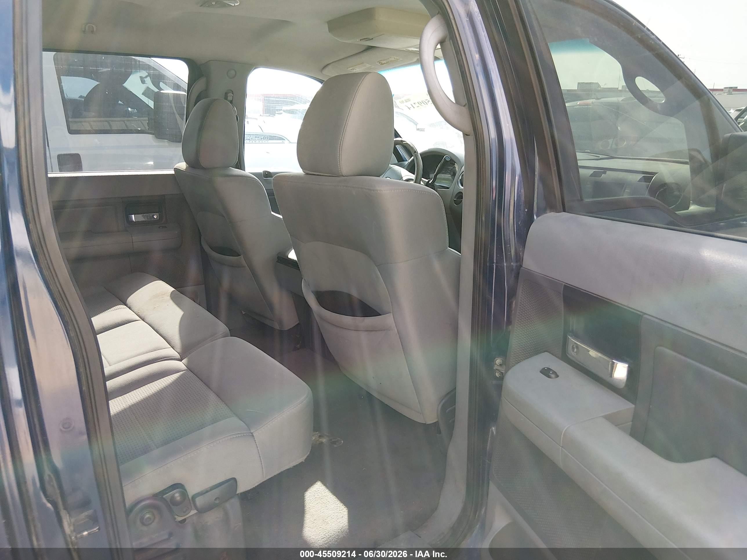2007 Ford F-150 Xlt Blue vin: 1FTRW12W97KB73964