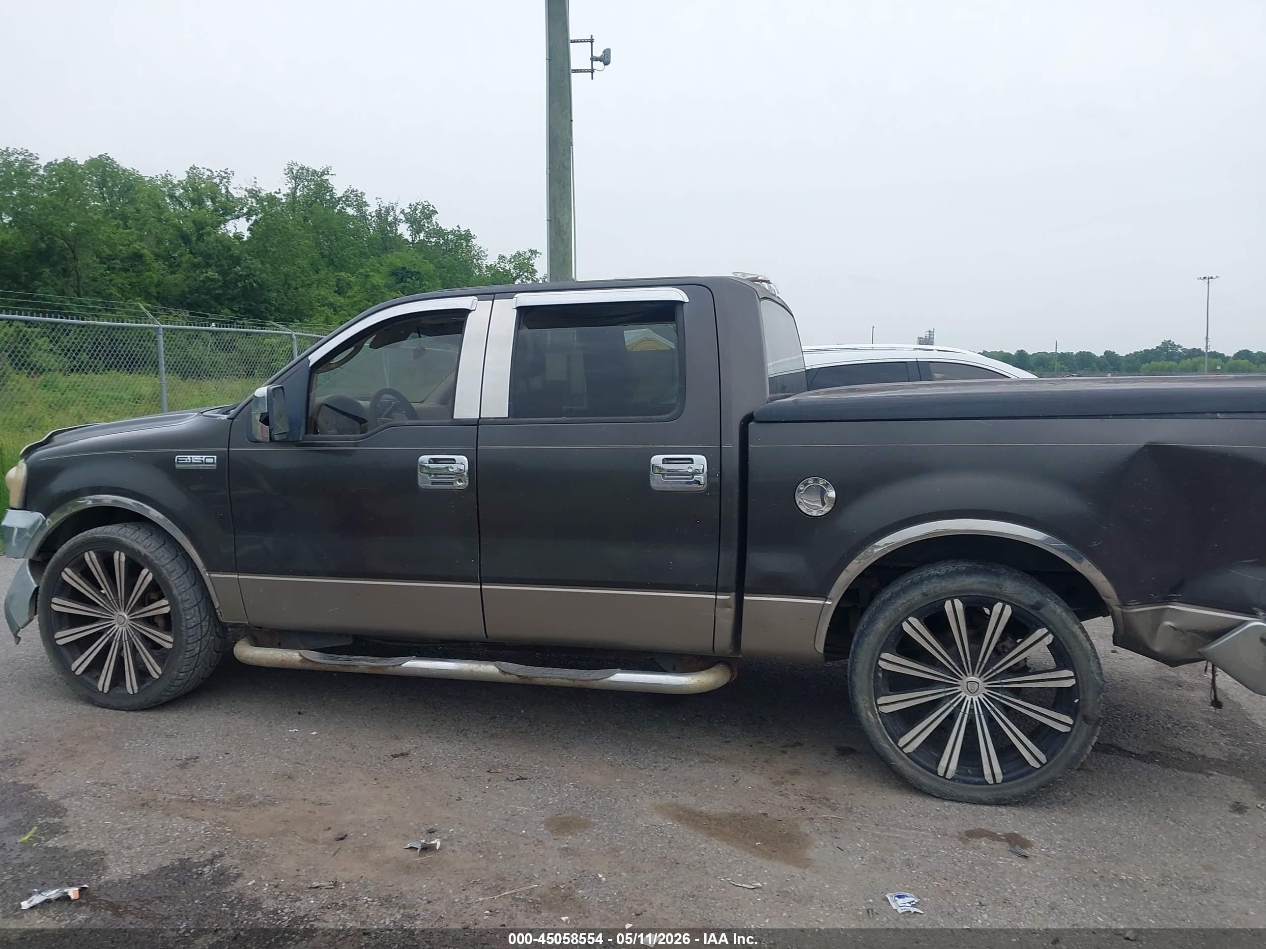 2005 Ford F-150 Xlt Brown vin: 1FTRW12WX5FB20504