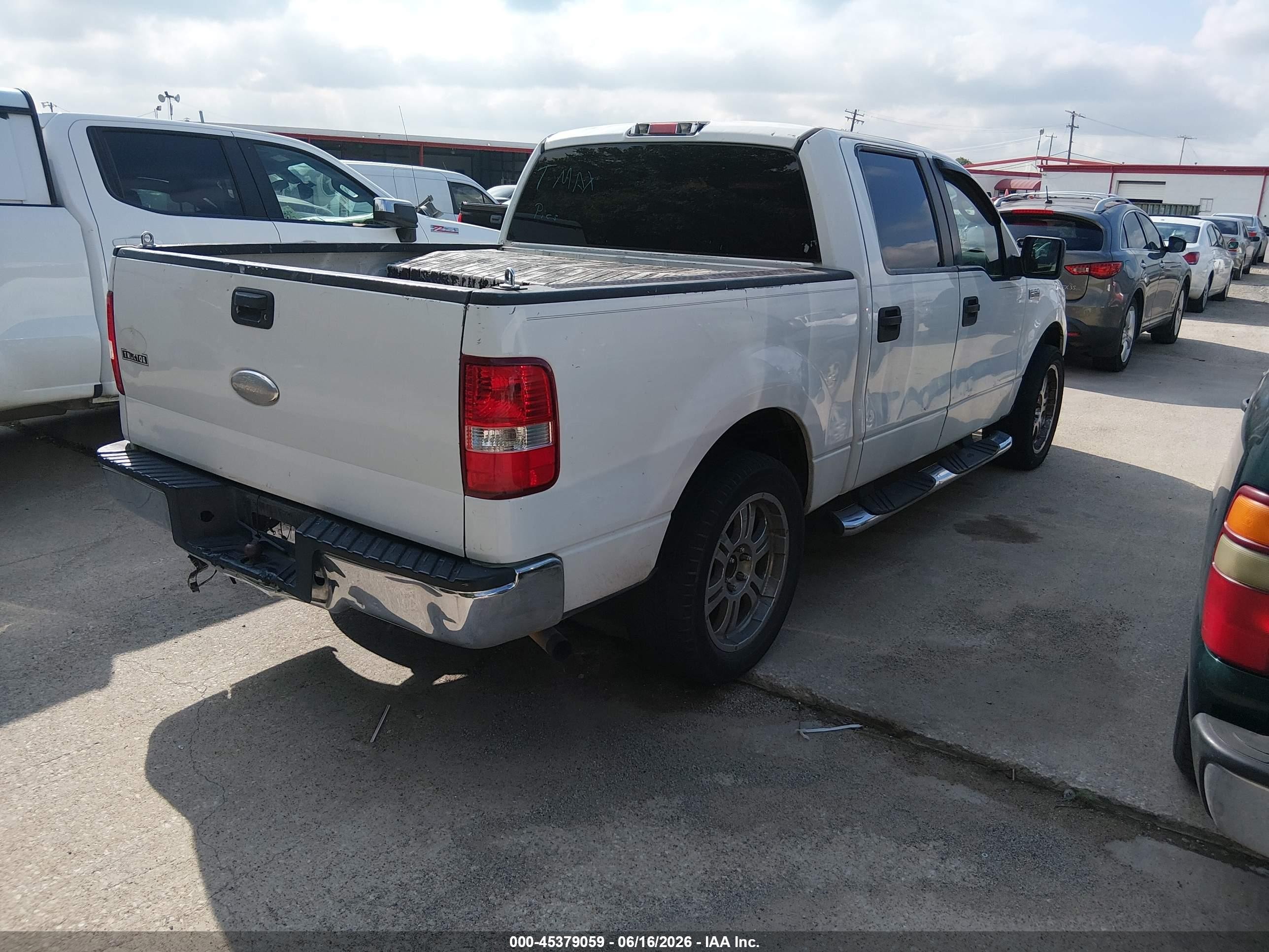 2007 Ford F-150 Xlt Белый vin: 1FTRW12WX7FA11219