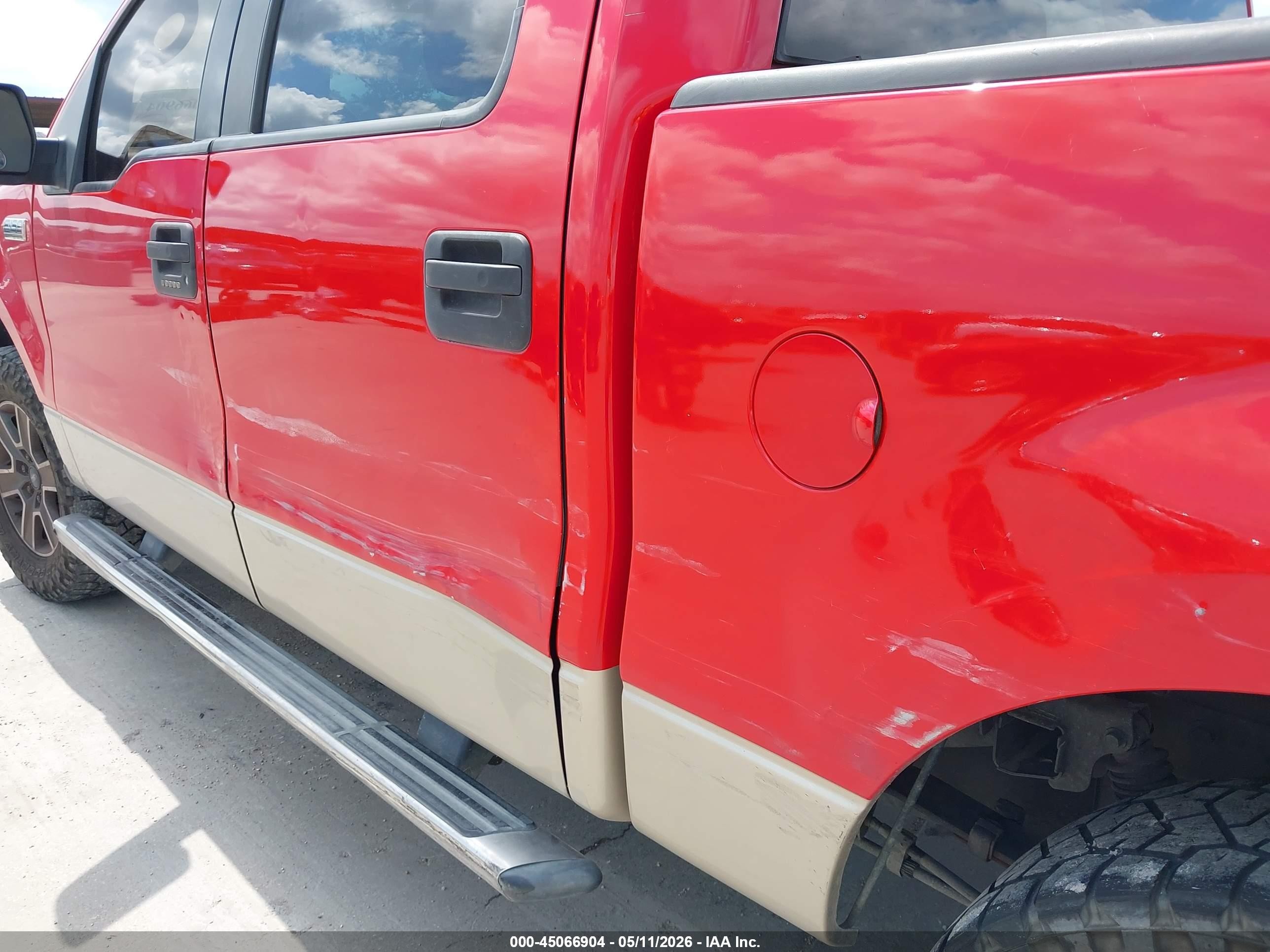 2007 Ford F-150 Xlt Red vin: 1FTRW12WX7KA79754