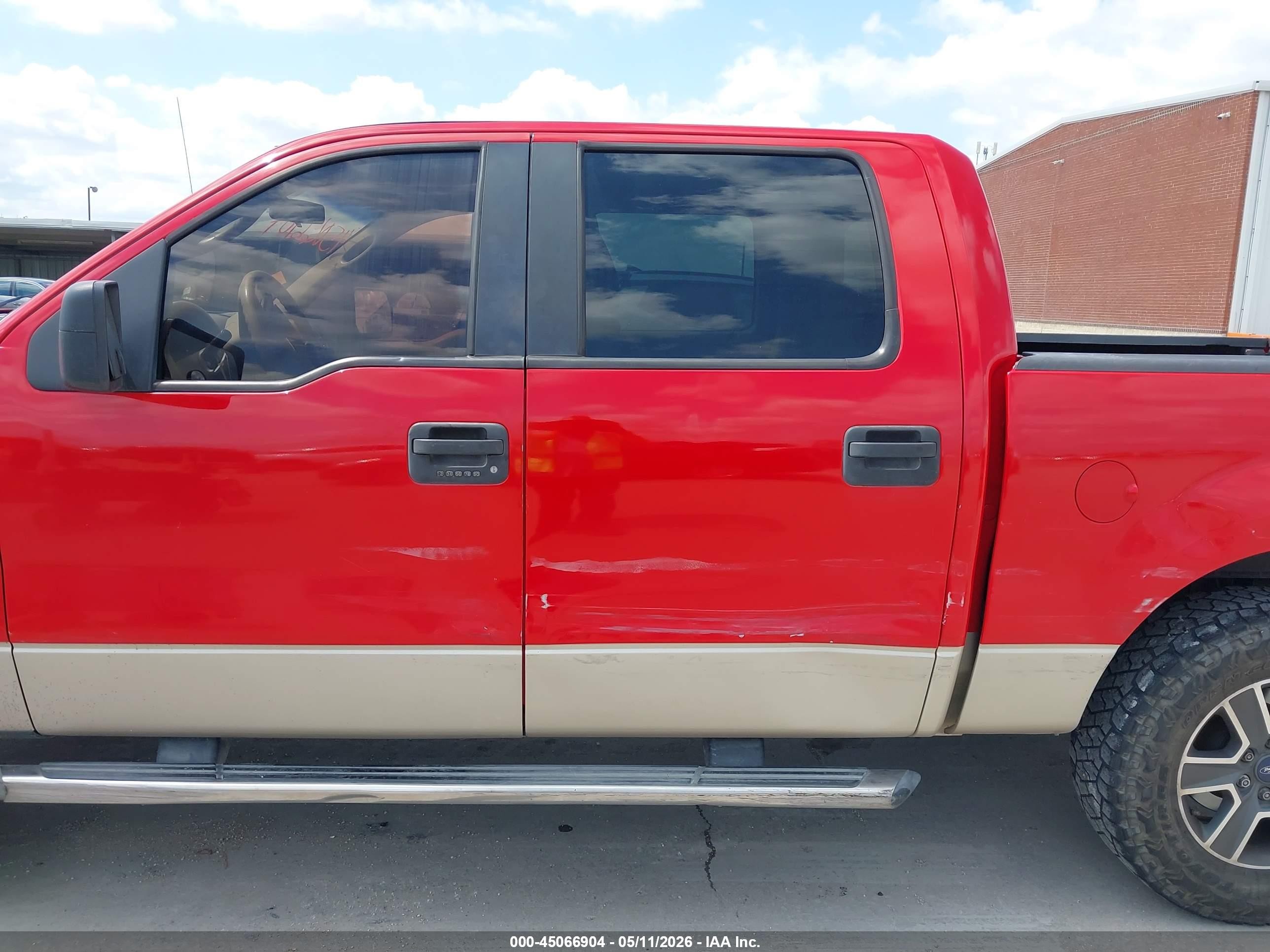 2007 Ford F-150 Xlt Red vin: 1FTRW12WX7KA79754