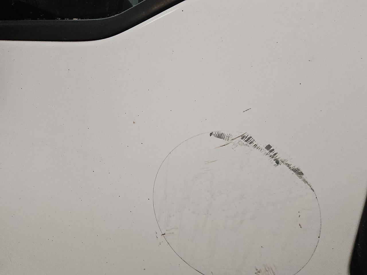 2008 Ford F150 Supercrew White vin: 1FTRW12WX8FC02897 Damage: Left Front Door, Dent(S) W/ Paint Dmg, 2 To 3 Inches