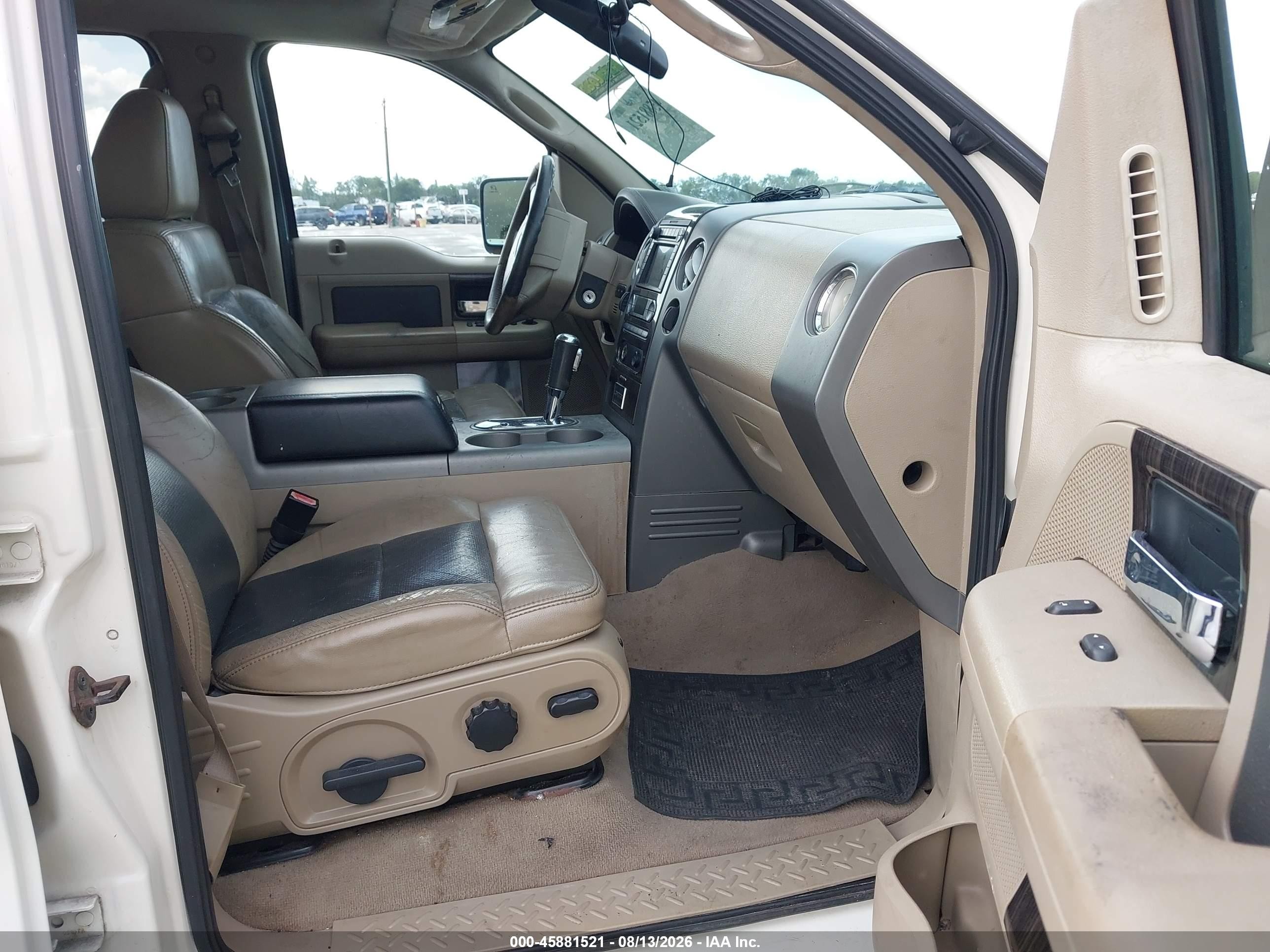 2008 Ford F-150 Lariat White vin: 1FTRW145X8FA18533