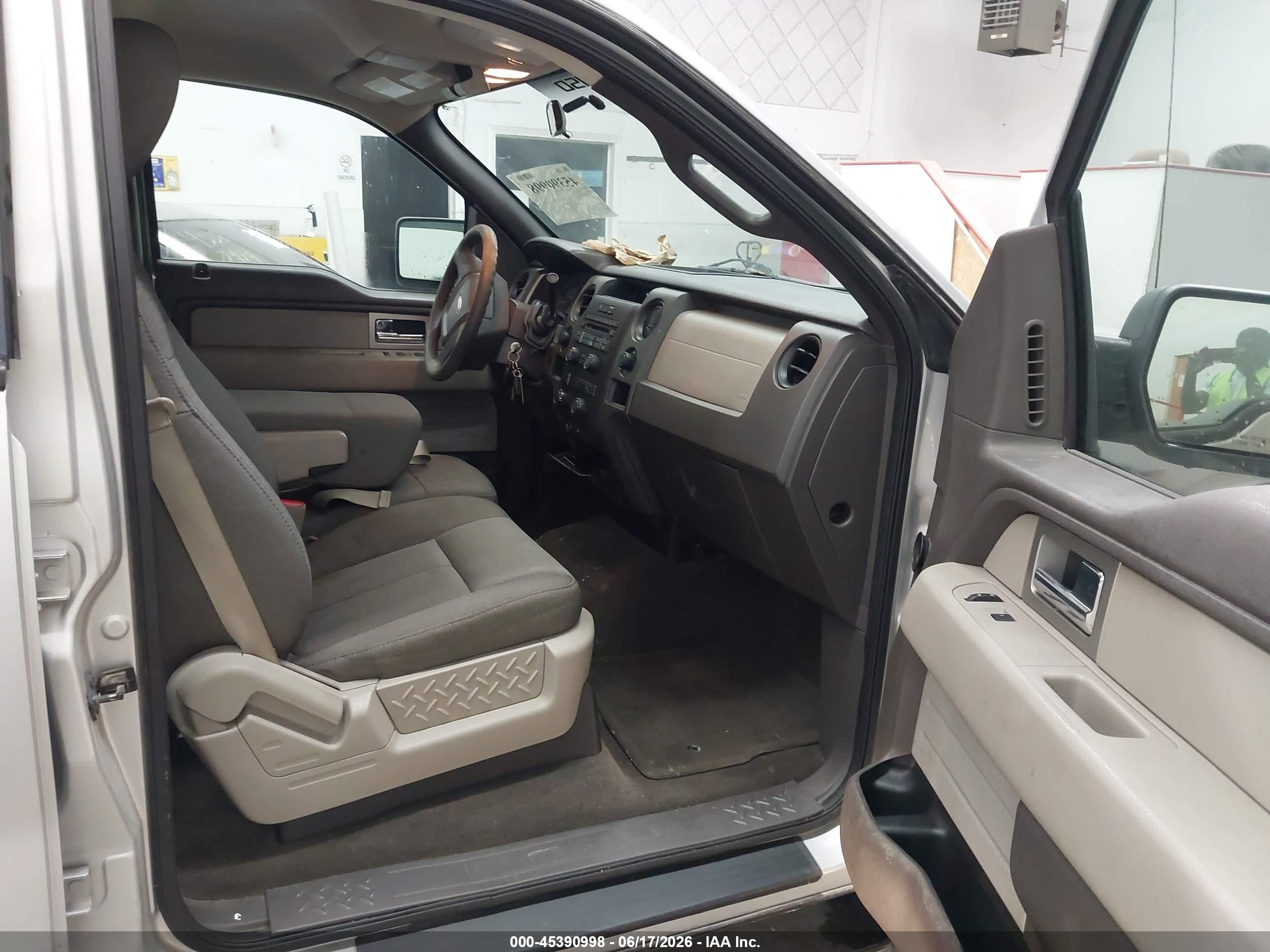 2009 Ford F-150 Xl/xlt Silver vin: 1FTRW14809FA61497