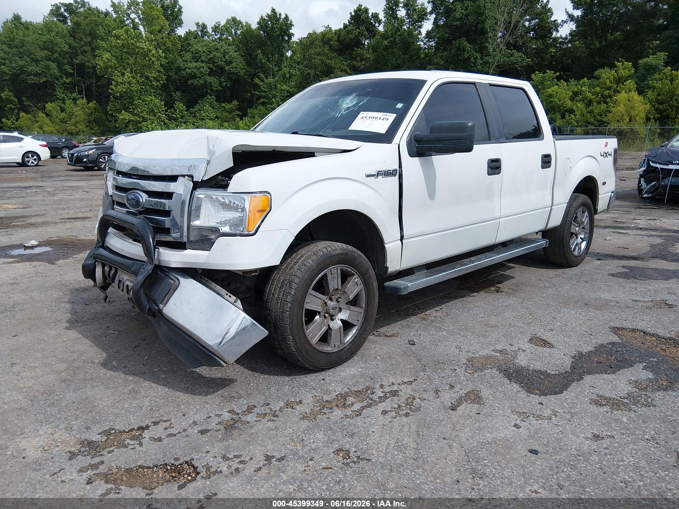 2009 Ford F-150 Xl/xlt Белый vin: 1FTRW14879KC92226