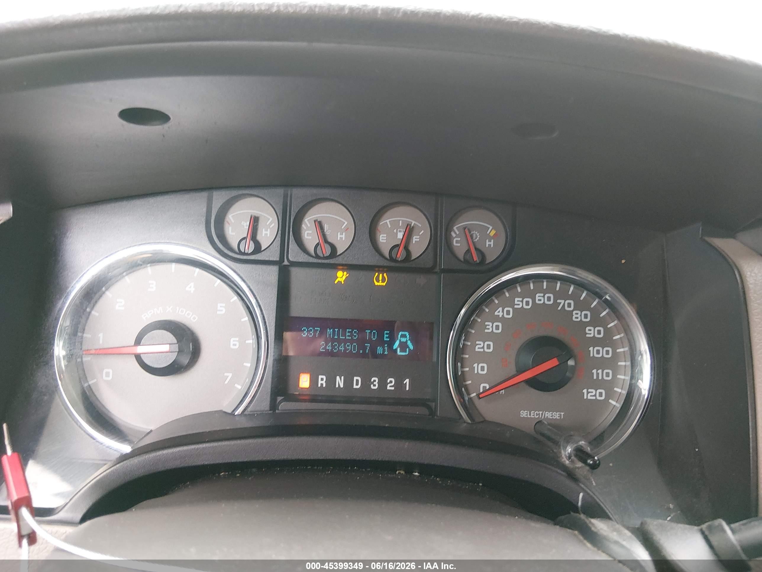 2009 Ford F-150 Xl/xlt Белый vin: 1FTRW14879KC92226