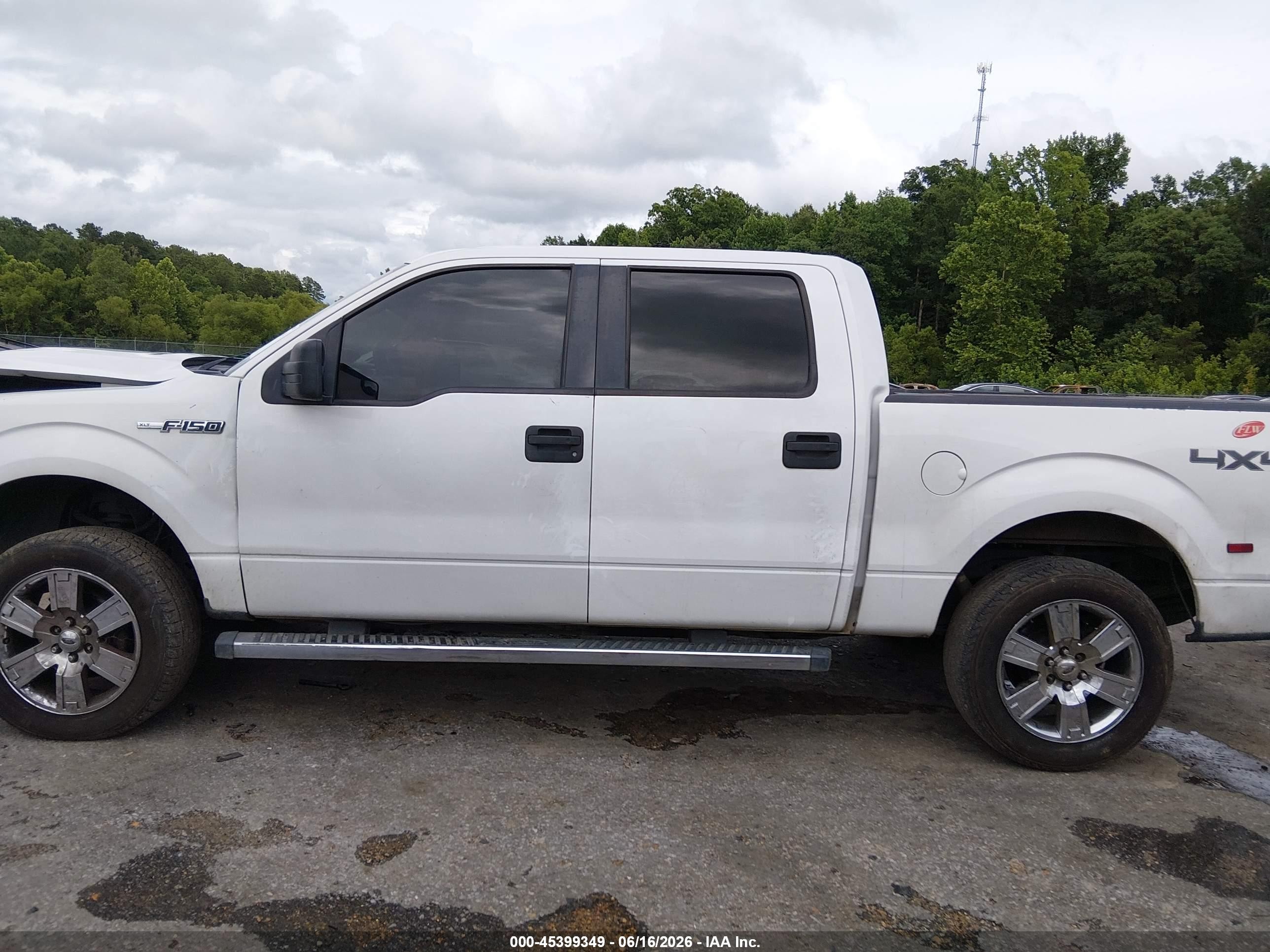 2009 Ford F-150 Xl/xlt Белый vin: 1FTRW14879KC92226