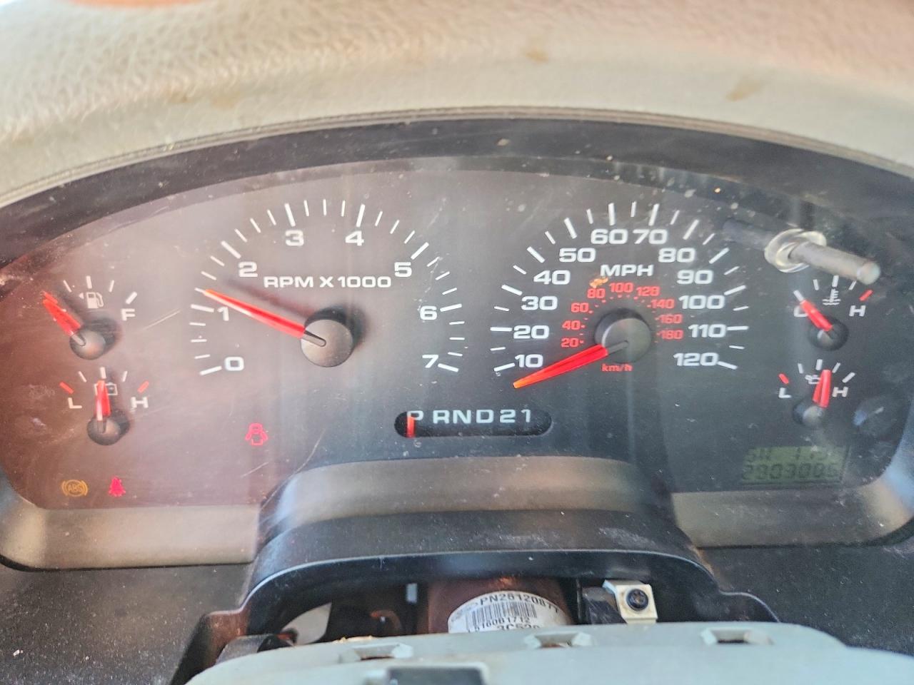 2005 Ford F150 Supercrew Красный vin: 1FTRW14W15FB46826
