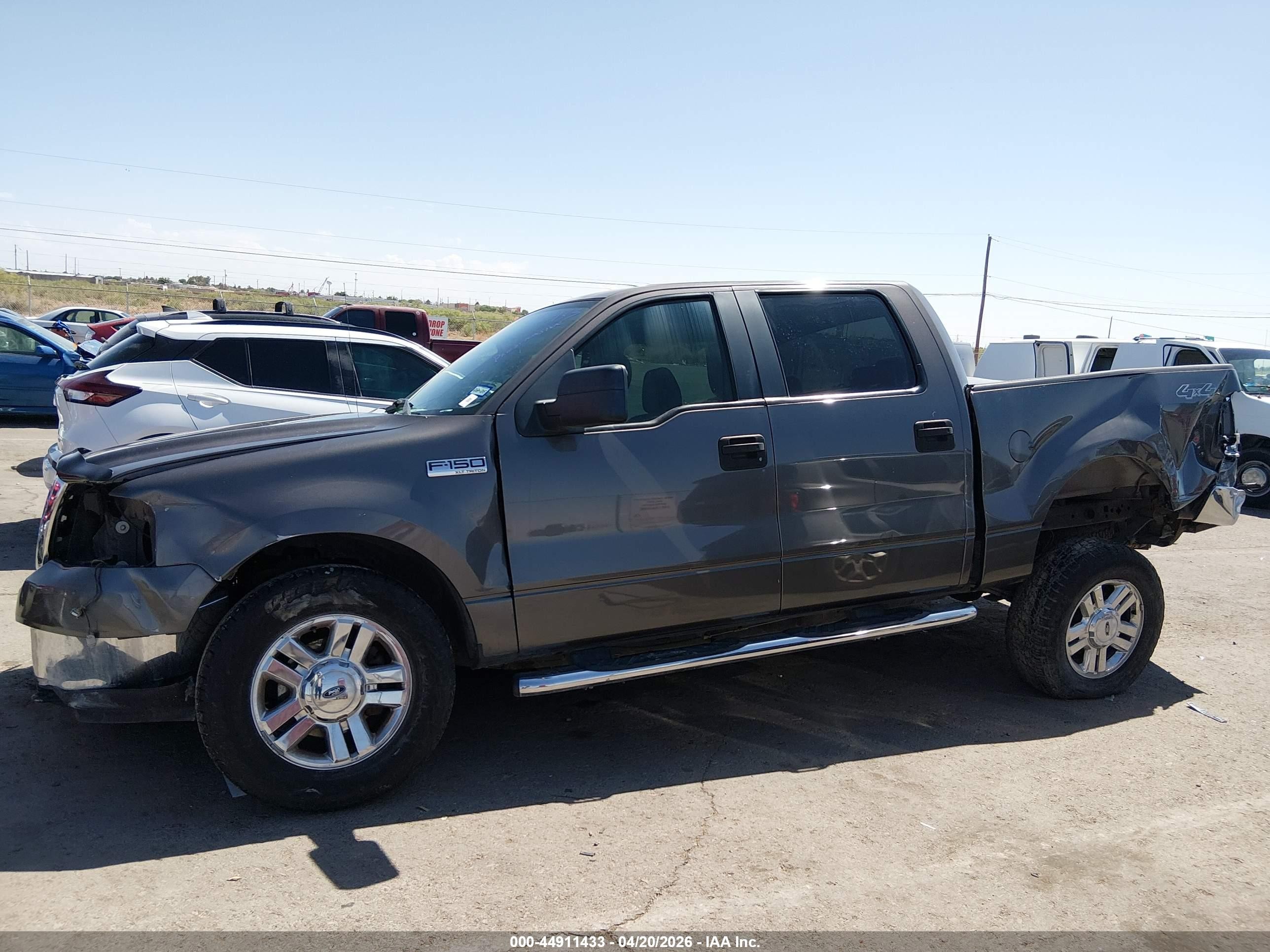2007 Ford F-150 Xlt Gray vin: 1FTRW14W57KC01952