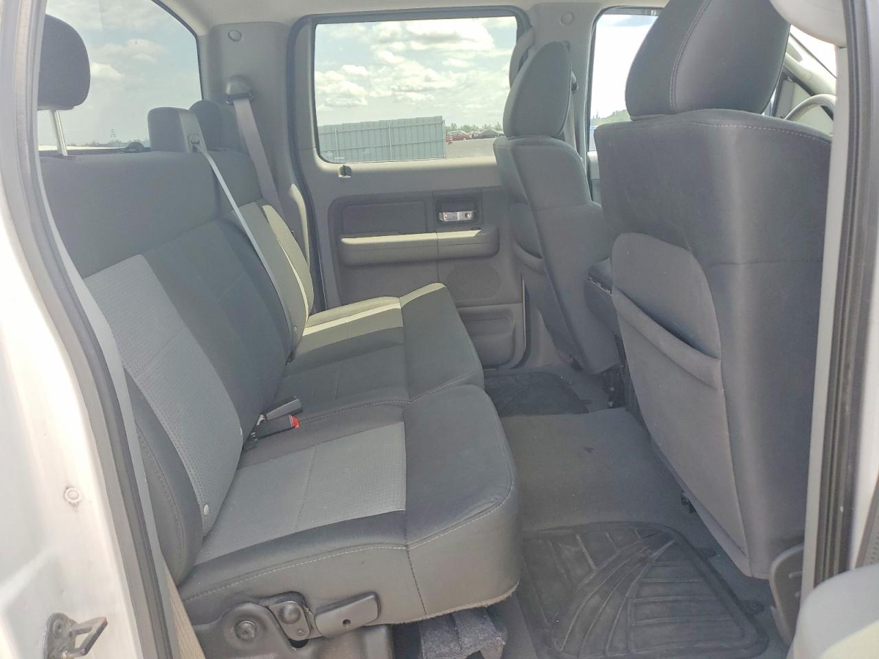 2007 Ford F150 Supercrew White vin: 1FTRW14W87FB49631