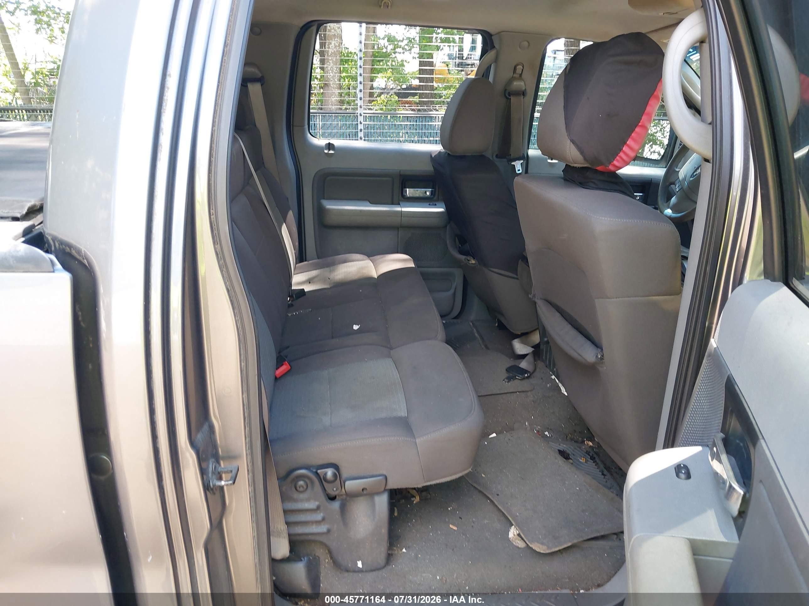 2005 Ford F-150 Xlt Gray vin: 1FTRW14W95FB30437