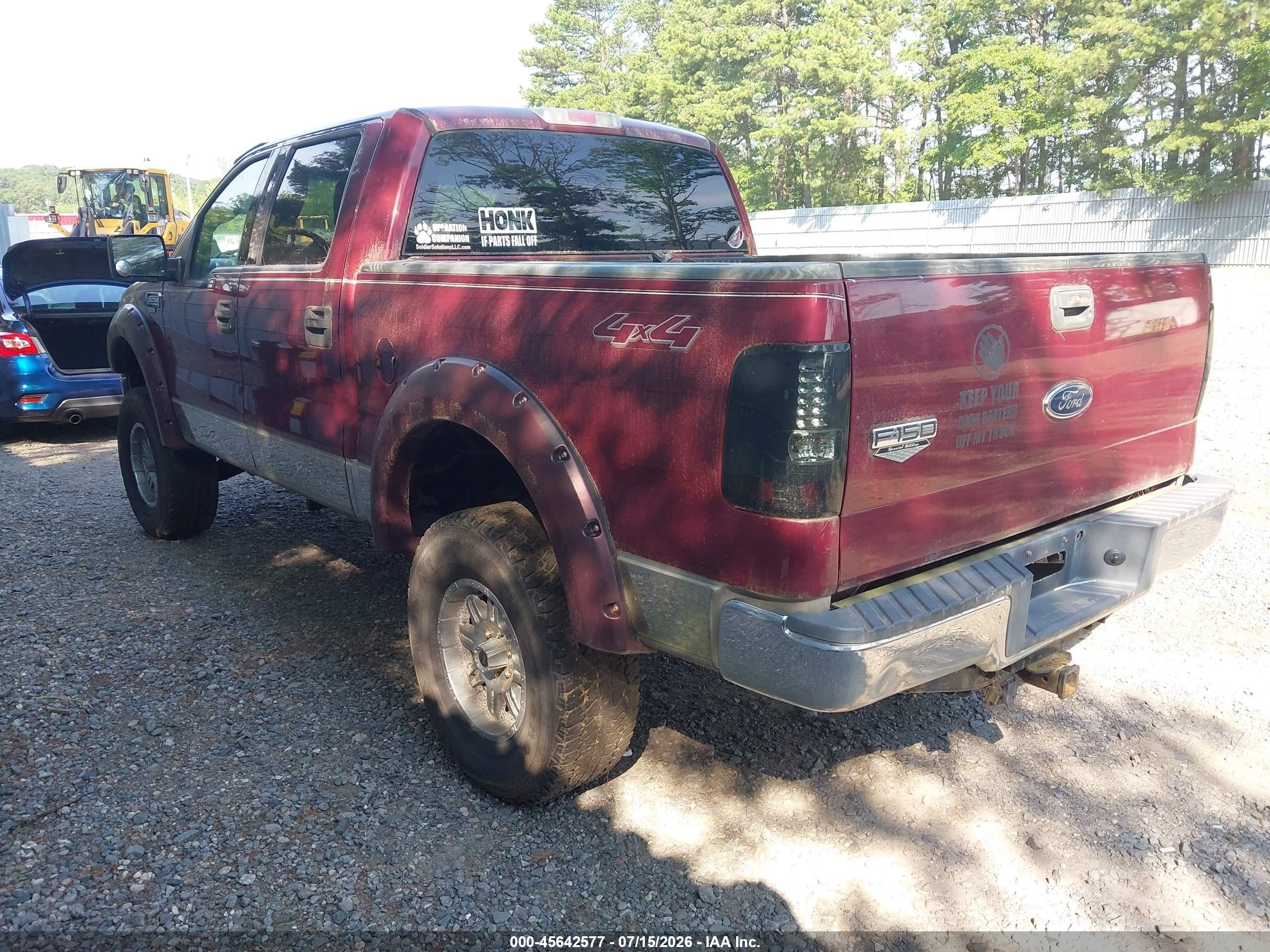 2004 Ford F-150 Xlt Maroon vin: 1FTRW14WX4KC40838