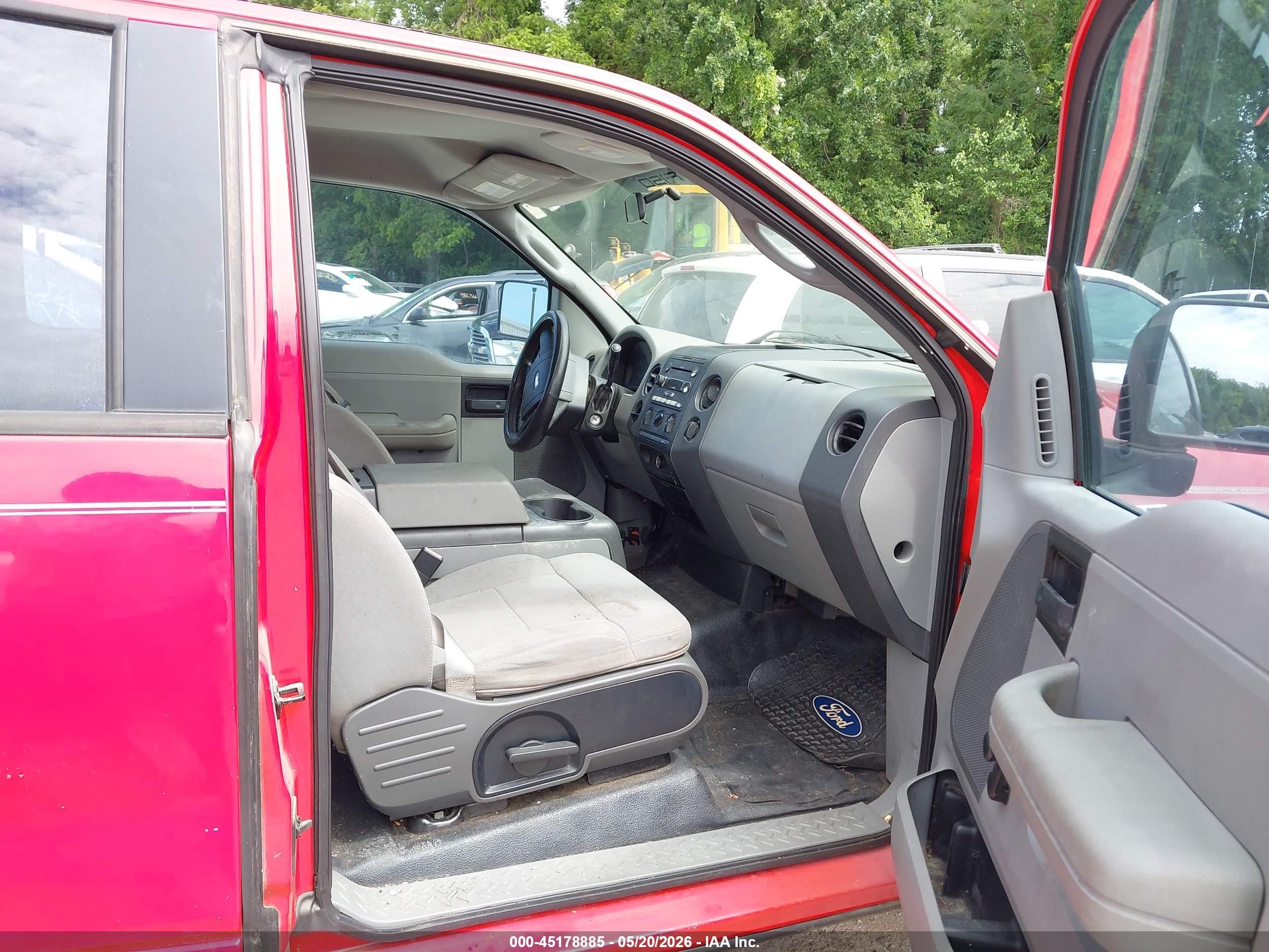 2005 Ford F-150 Stx/xlt Red vin: 1FTRX02W95KE27421