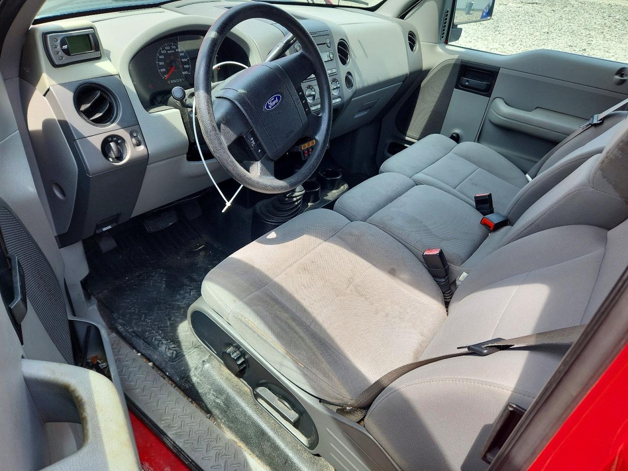 2005 Ford F150 Red vin: 1FTRX04W35KD21396