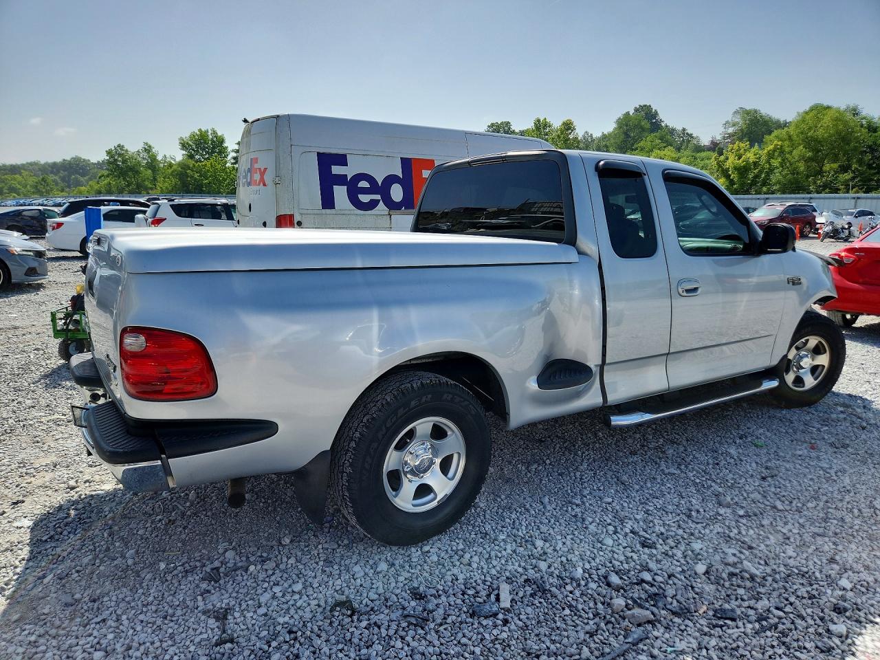 2003 Ford 150 Silver vin: 1FTRX07233KC83948