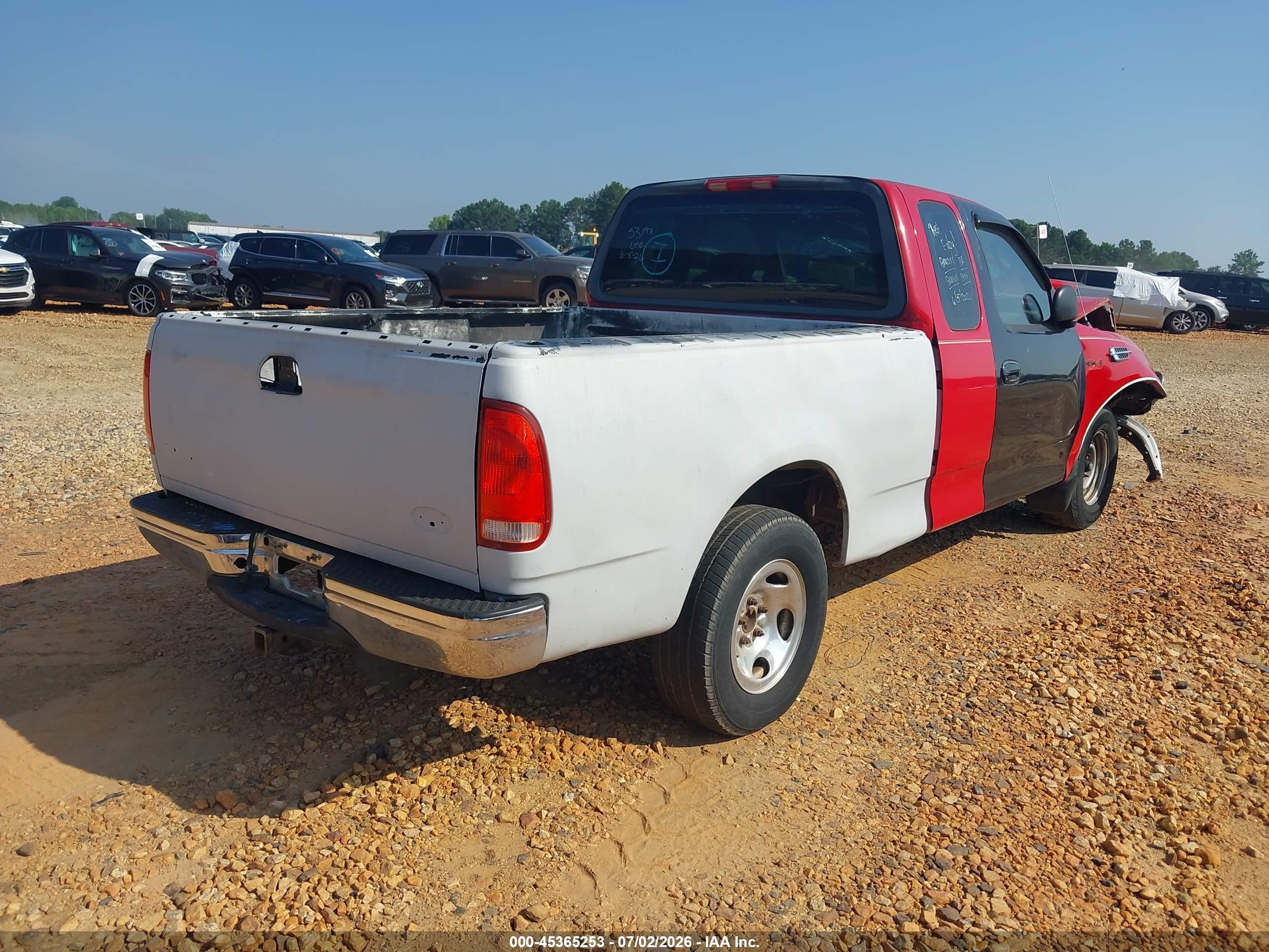 2003 Ford F-150 Xl/xlt Красный vin: 1FTRX07283KC22224