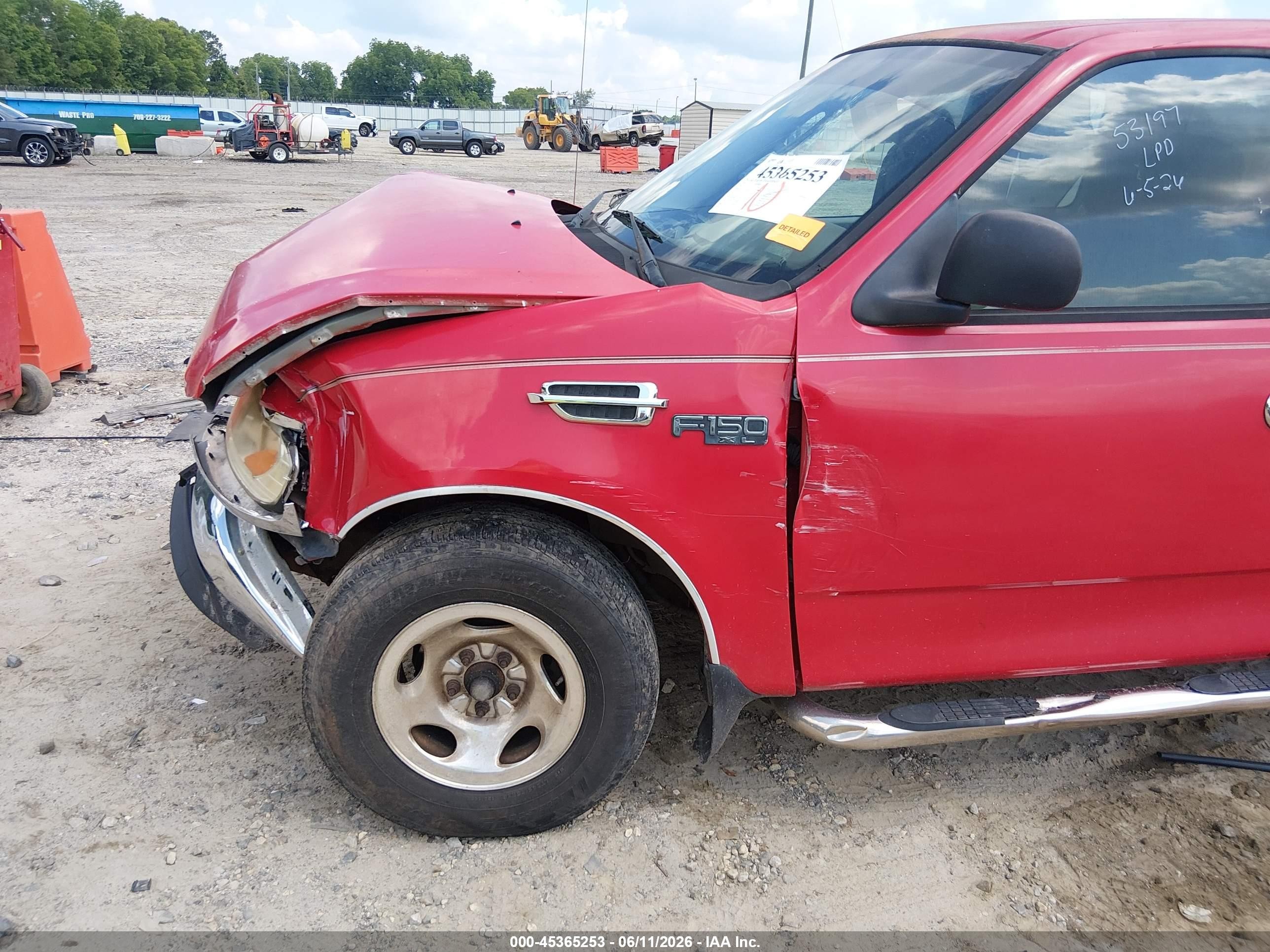 2003 Ford F-150 Xl/xlt Красный vin: 1FTRX07283KC22224