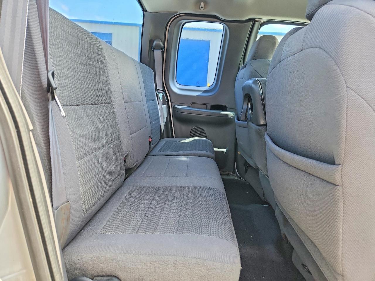 2003 Ford F150 Серебряный vin: 1FTRX072X3KA58720