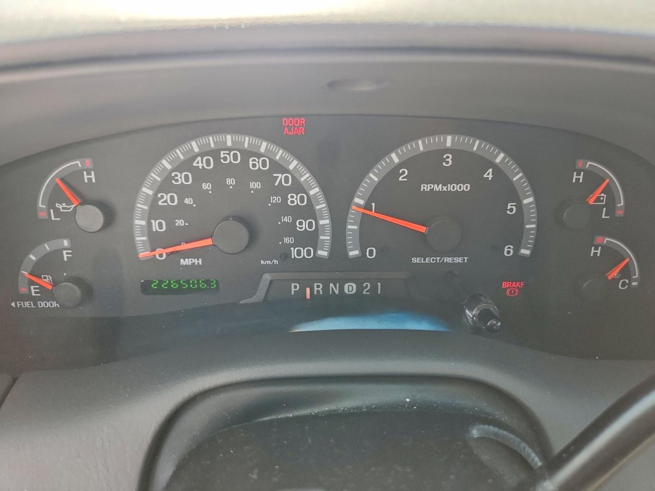 2003 Ford F150 Серебряный vin: 1FTRX072X3KA58720