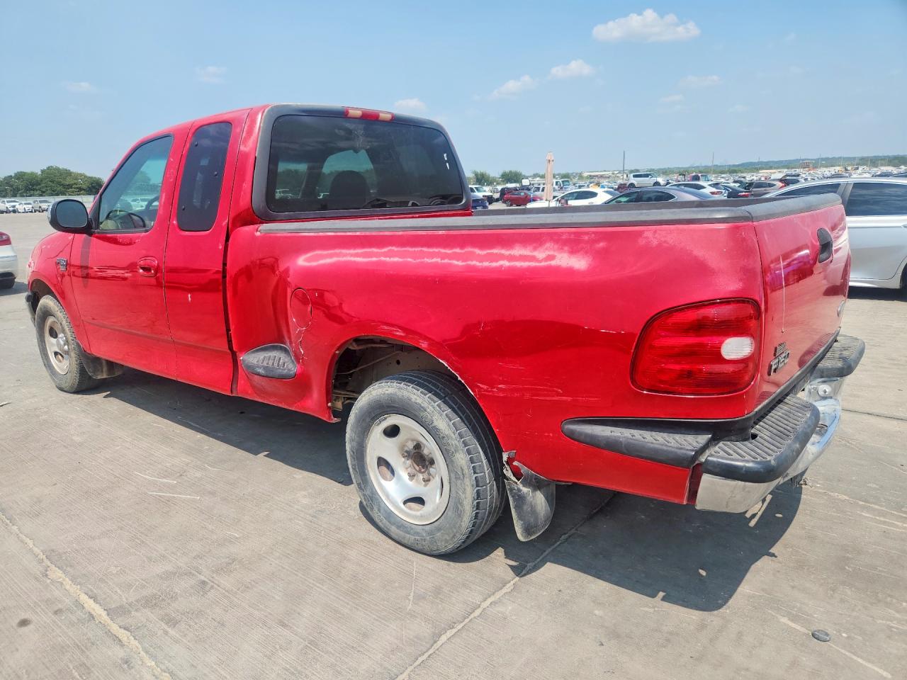 1999 Ford F150 Red vin: 1FTRX07L6XKC25105