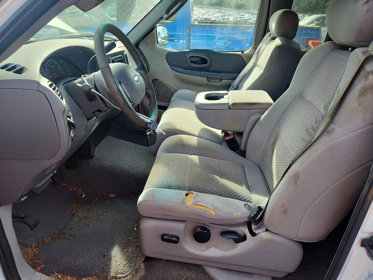 2003 Ford F150 White vin: 1FTRX07L73KD56411
