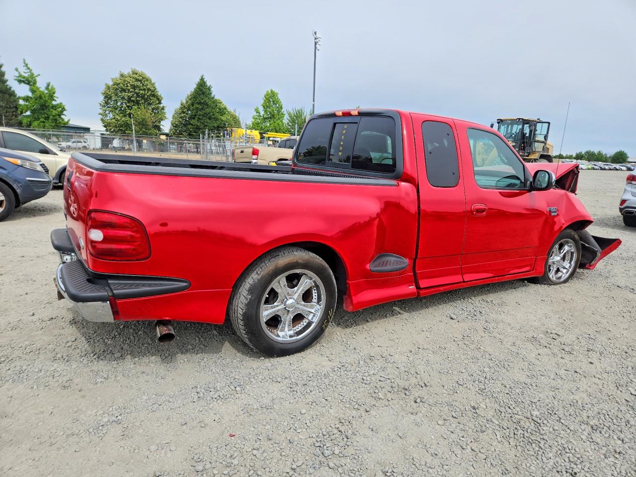 2000 Ford F150 Red vin: 1FTRX07L9YKA27619