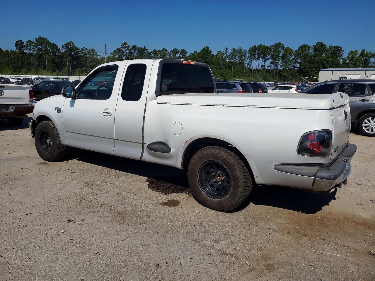 1999 Ford F150 Серебряный vin: 1FTRX07W0XKA46035