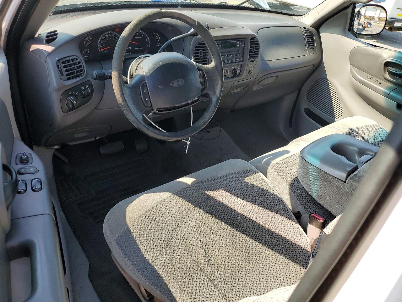 1999 Ford F150 White vin: 1FTRX07W5XKB72133