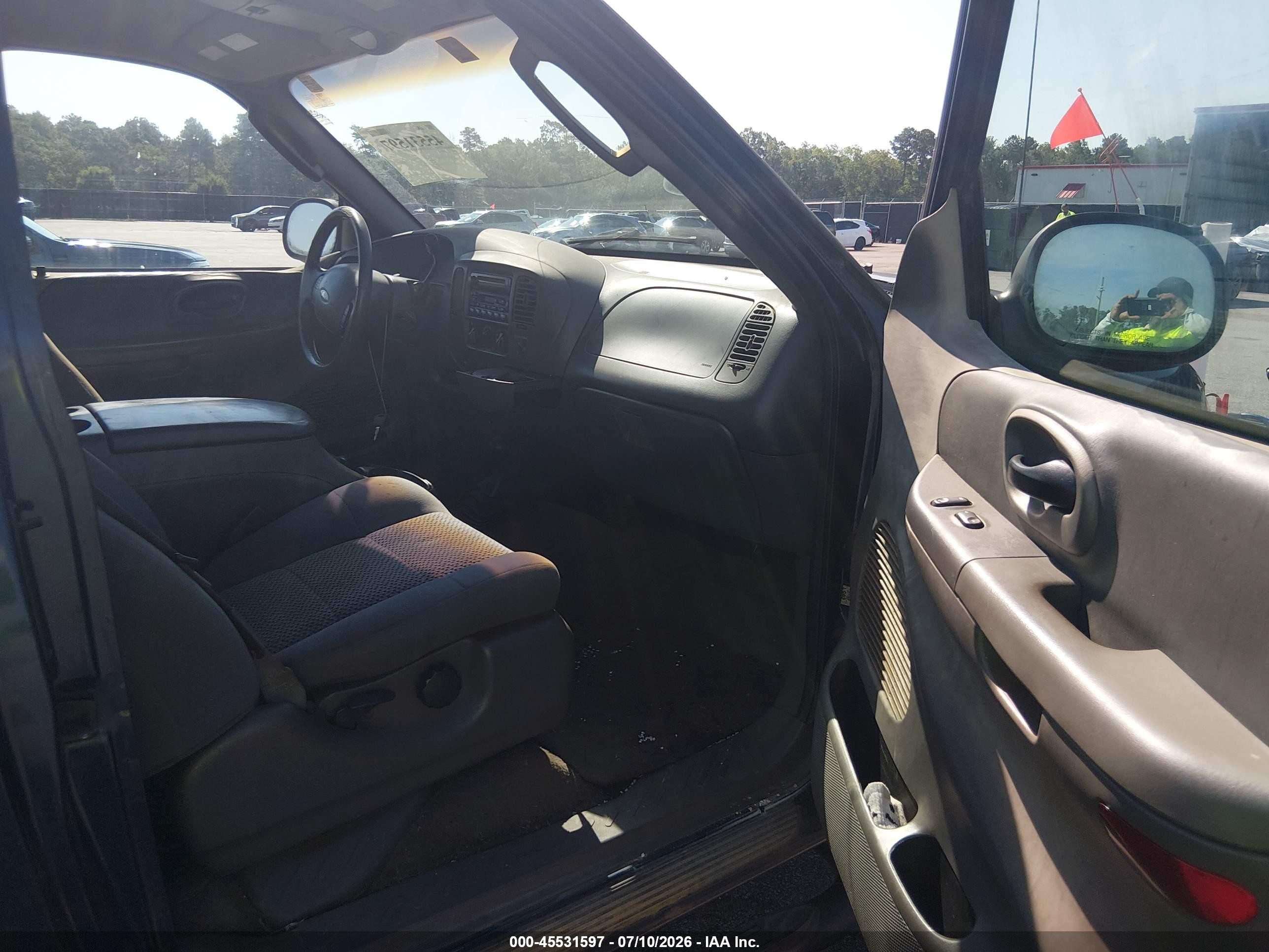 2003 Ford F150   Blue vin: 1FTRX08L23KD85488