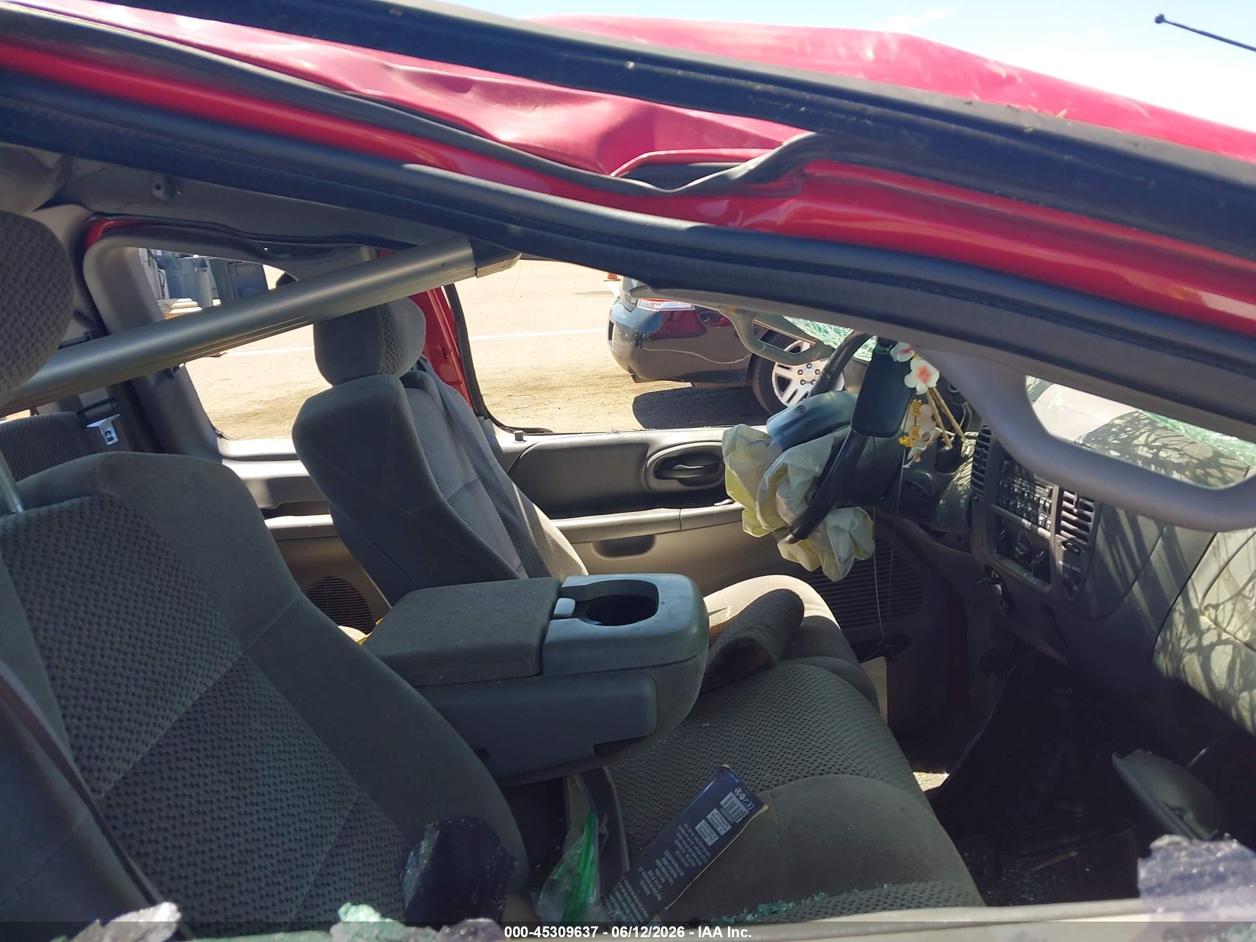 2002 Ford F-150 Lariat/xl/xlt Red vin: 1FTRX08L32KA88597
