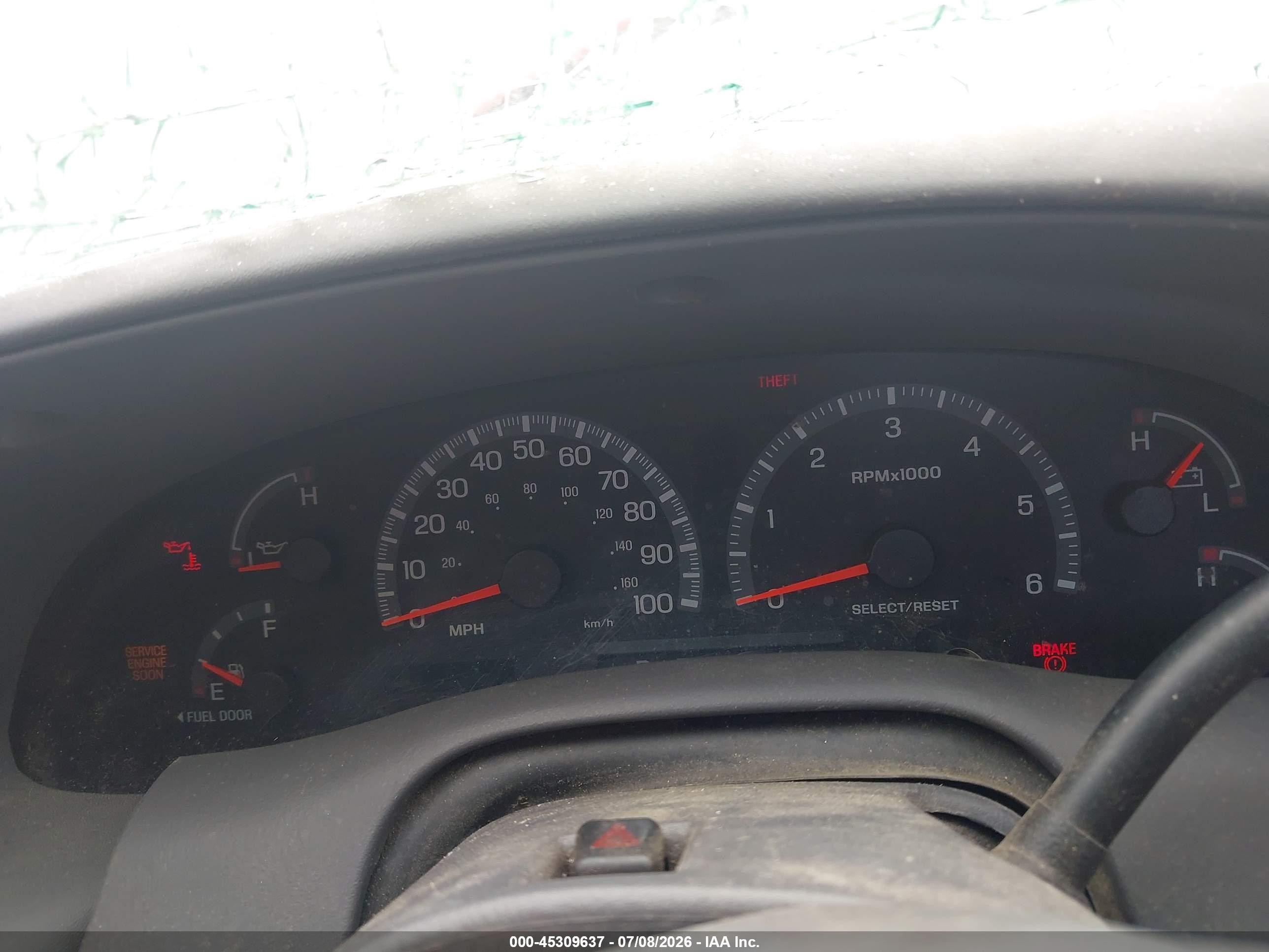 2002 Ford F-150 Lariat/xl/xlt Red vin: 1FTRX08L32KA88597