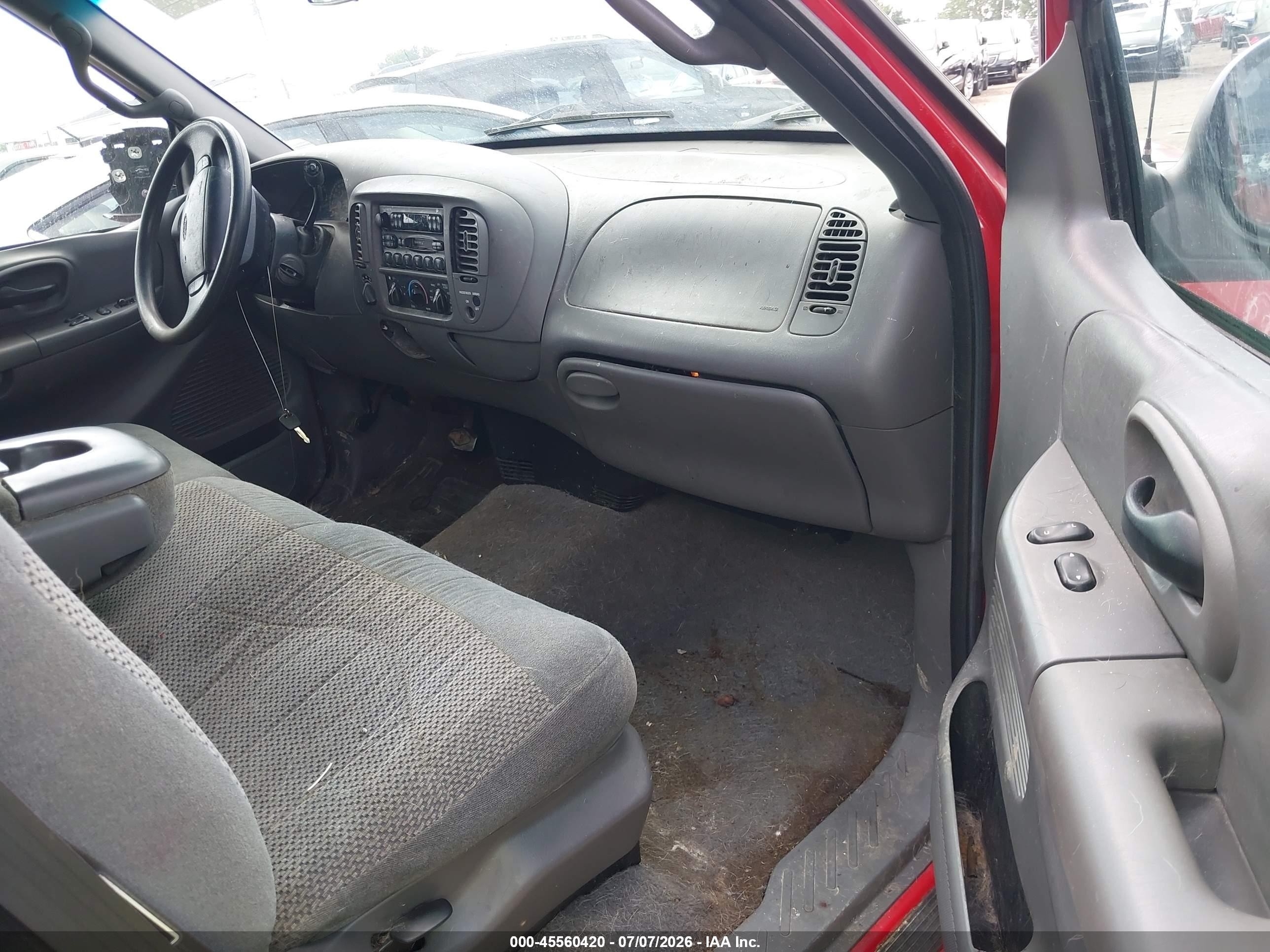 2000 Ford F-150 Lariat/xl/xlt Red vin: 1FTRX08L7YKA36219
