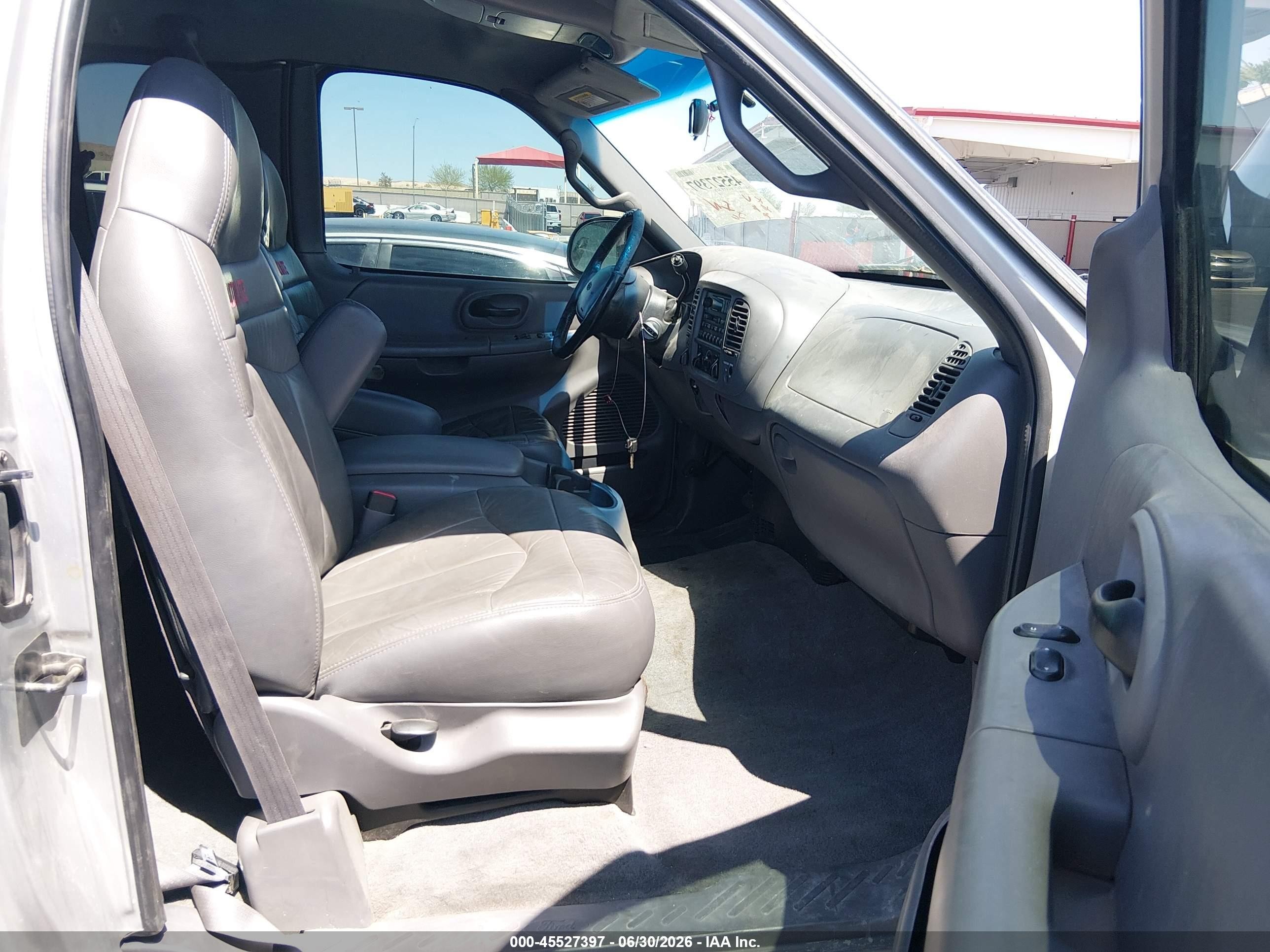 2000 Ford F-150 Lariat/xl/xlt Silver vin: 1FTRX08L7YKA78602