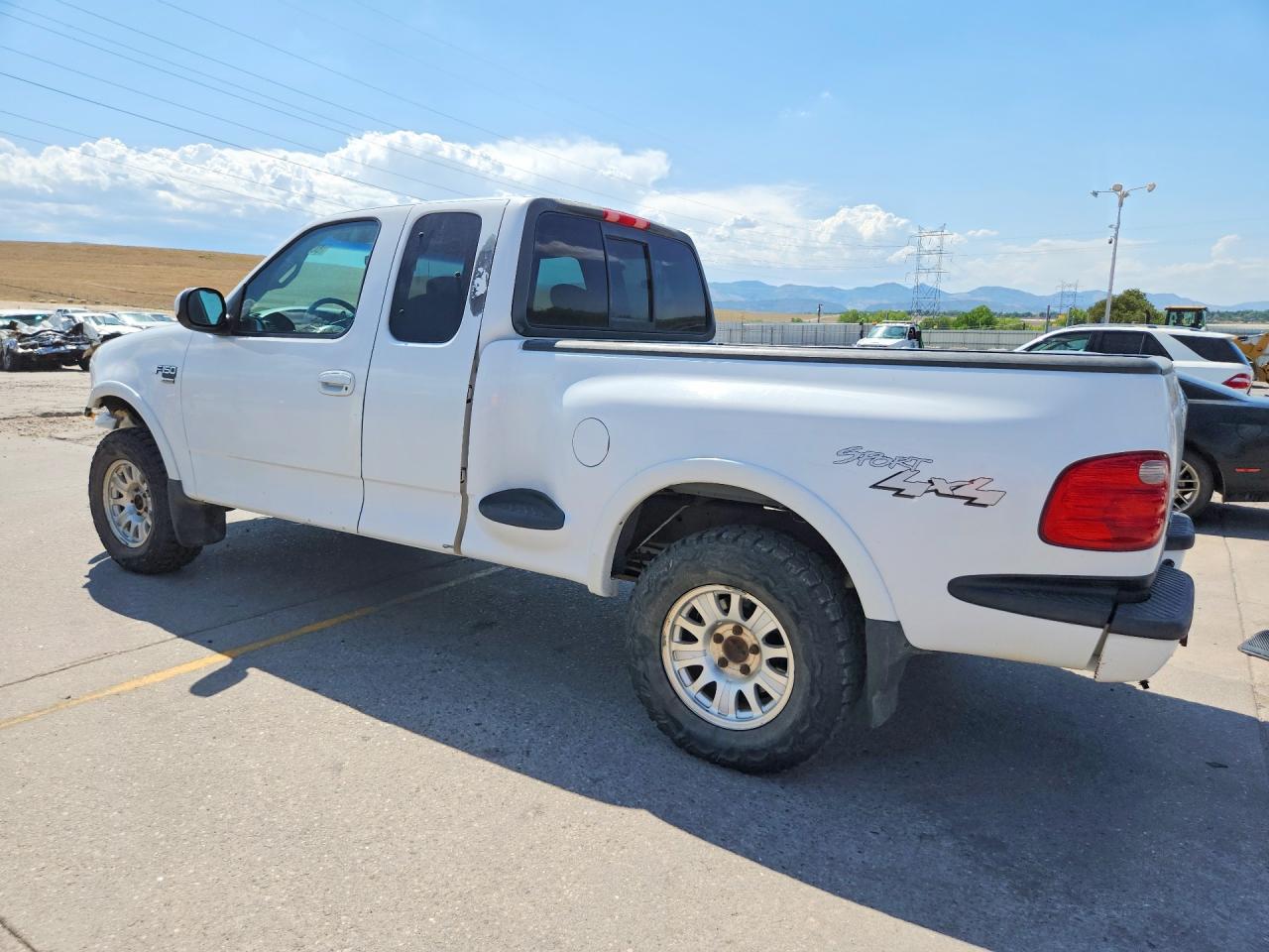 2001 Ford F150 White vin: 1FTRX08L91KA08248