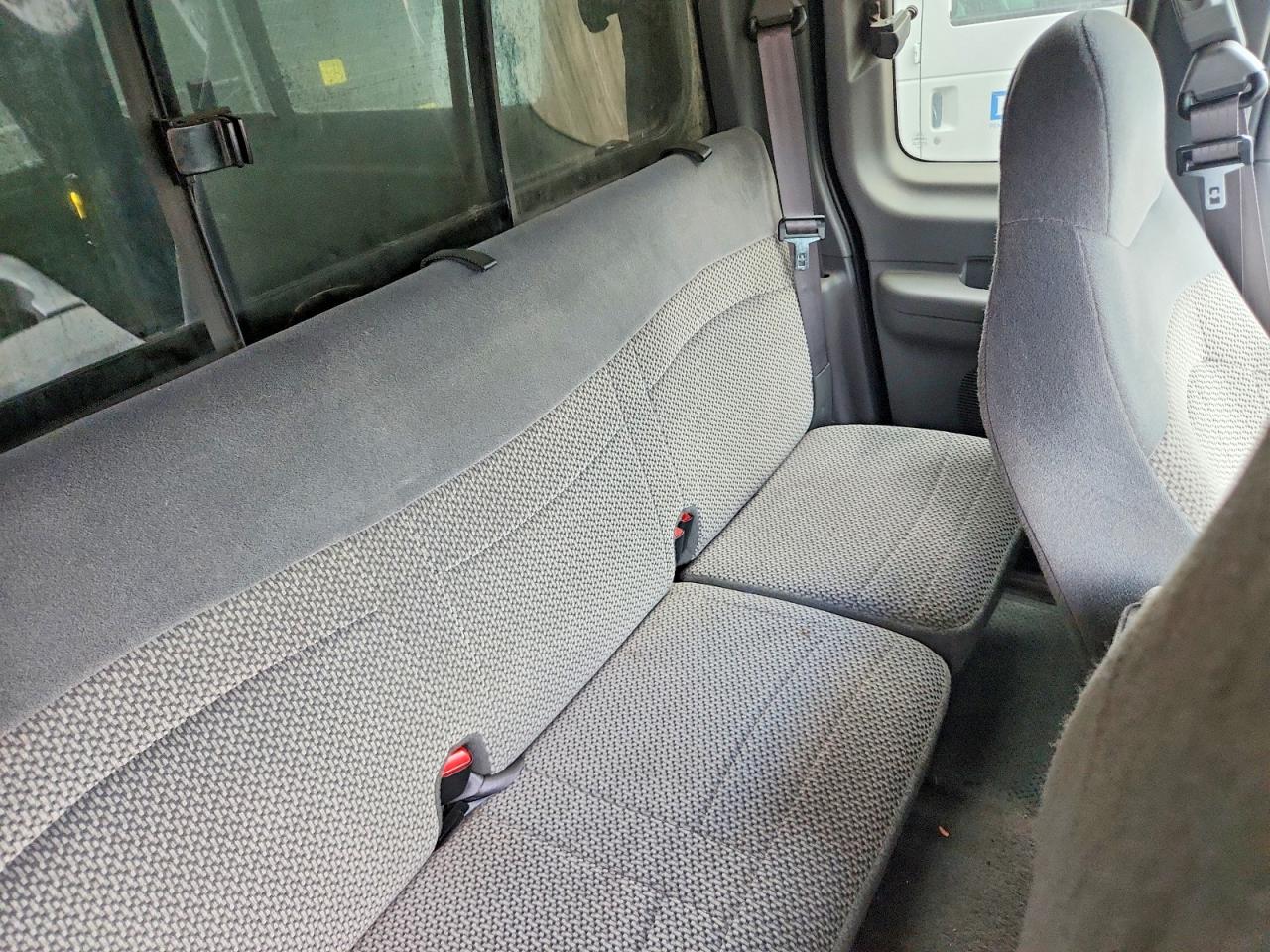 2001 Ford F150 Black vin: 1FTRX08LX1KF01601