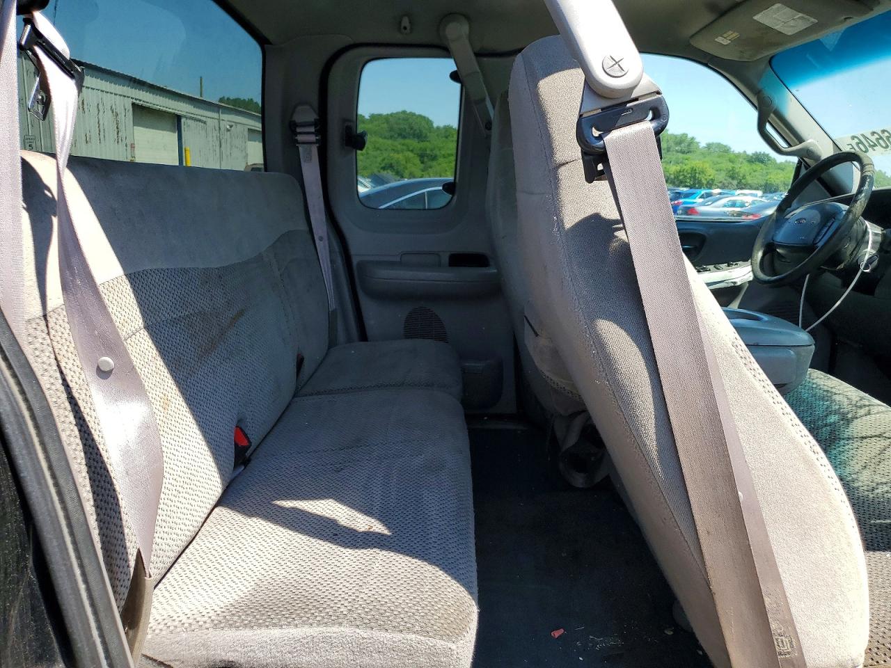2000 Ford F150 Black vin: 1FTRX08W2YKA36686
