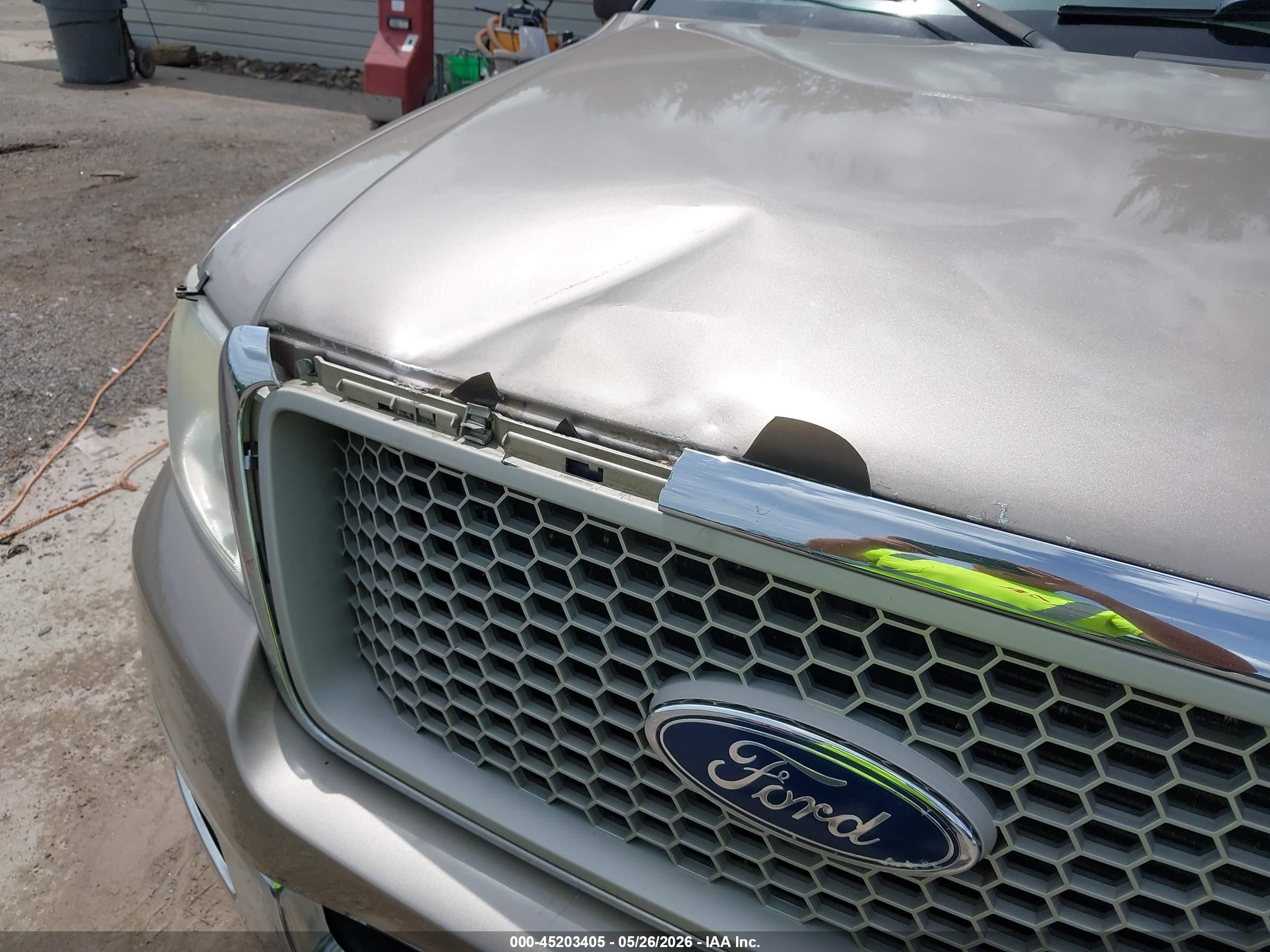 2004 Ford F-150 Lariat/xlt Желто-коричневый vin: 1FTRX12514KA06756