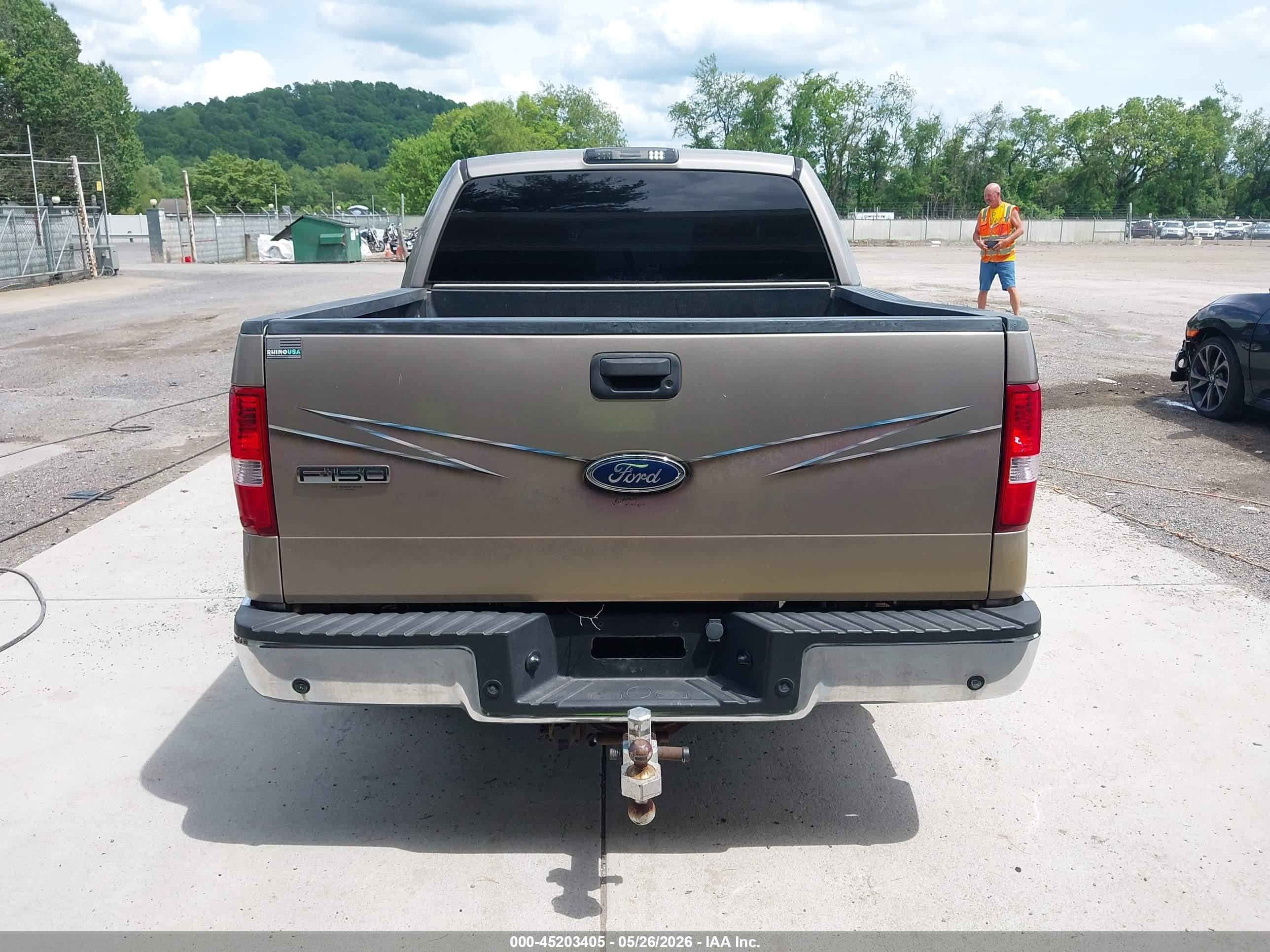 2004 Ford F-150 Lariat/xlt Желто-коричневый vin: 1FTRX12514KA06756