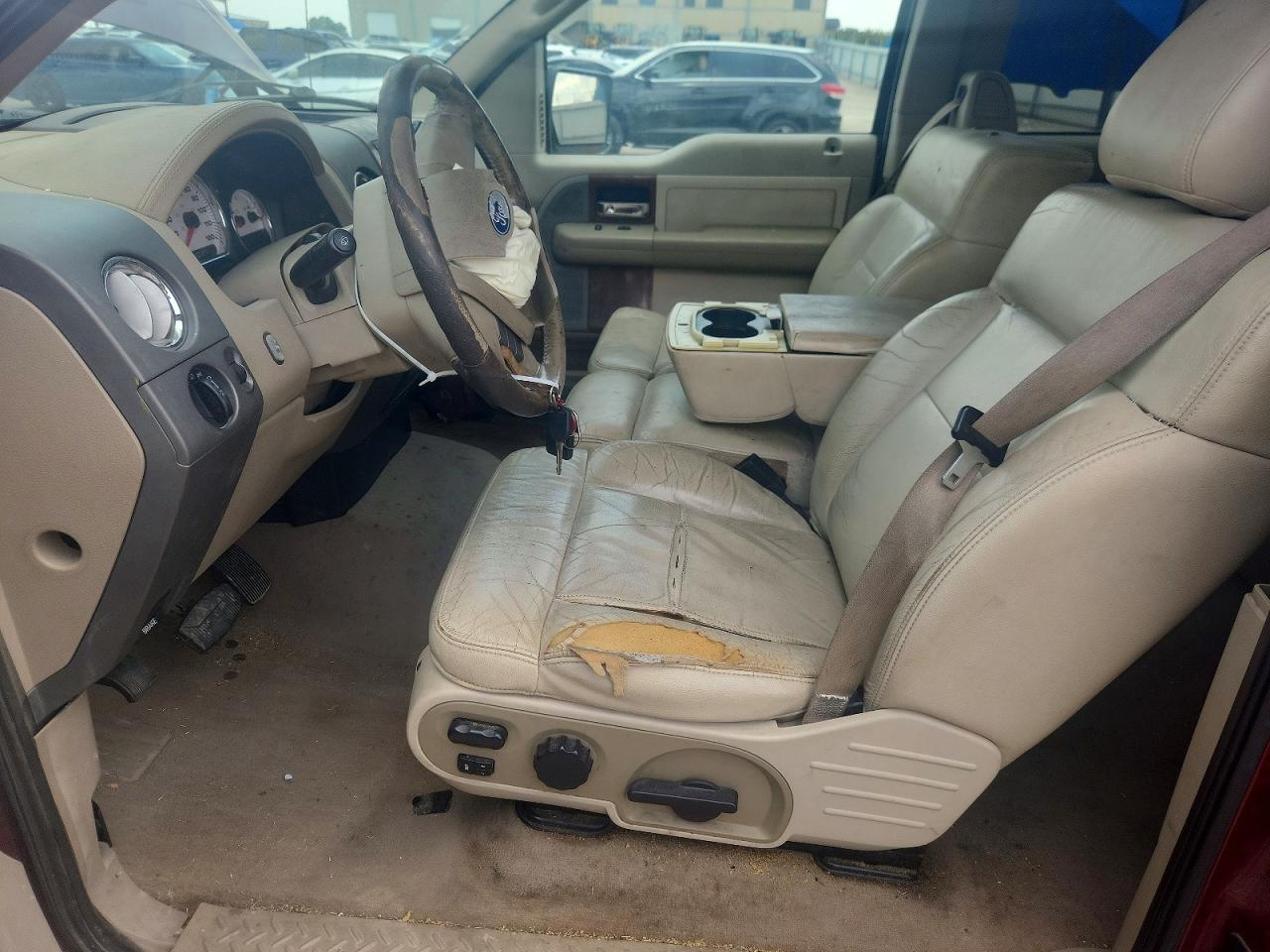 2004 Ford F150 Burgundy vin: 1FTRX12544KD66152