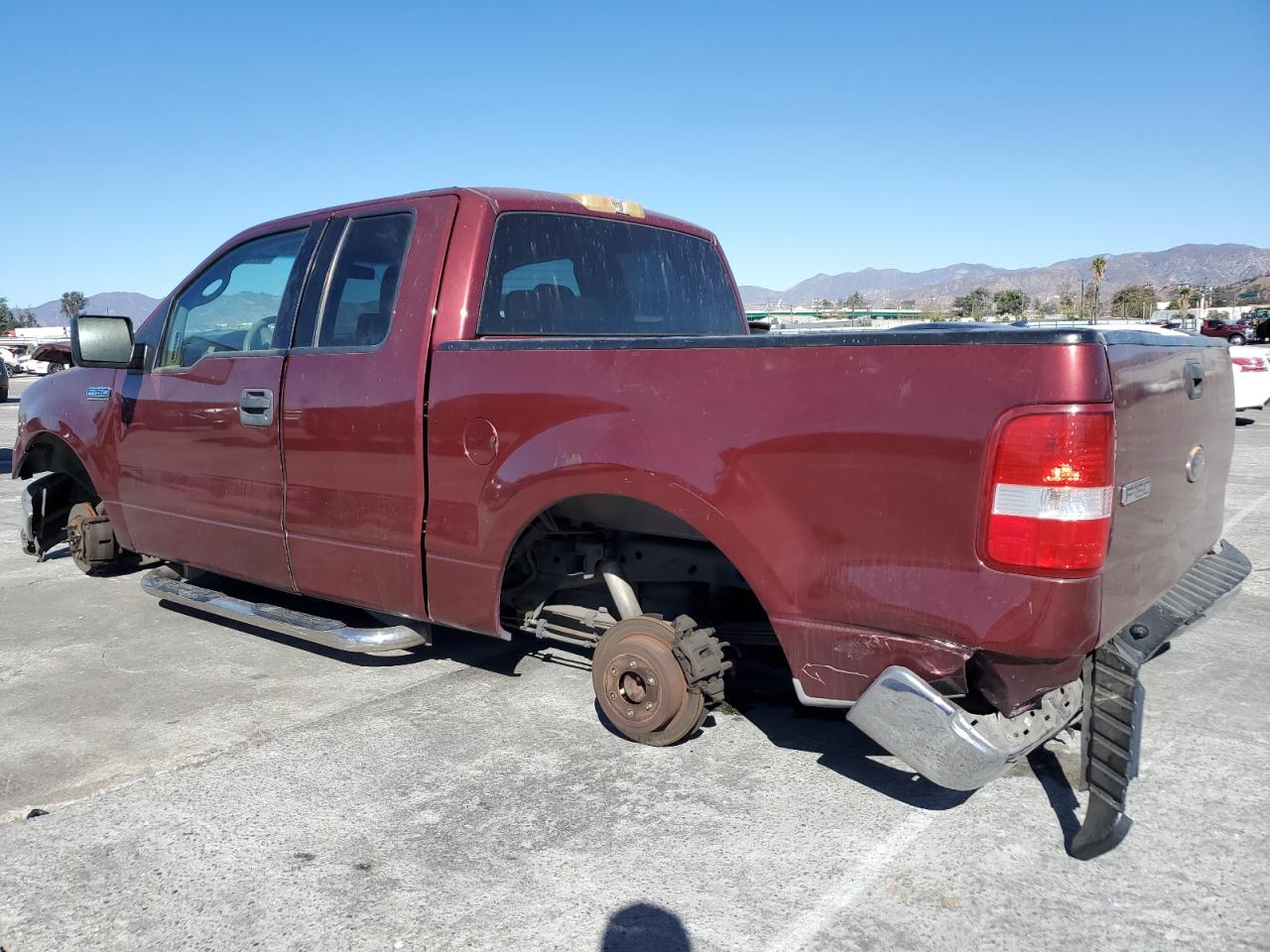 2004 Ford F150 Maroon vin: 1FTRX12574KD09895