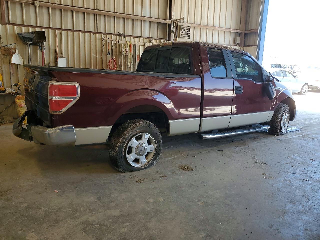 2009 Ford F150 Super Cab Maroon vin: 1FTRX12809KC53039