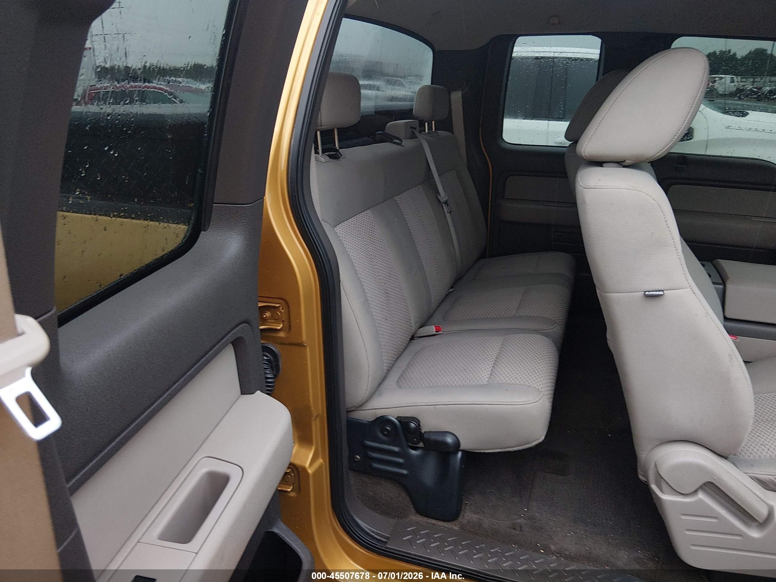 2009 Ford F-150 Xlt Yellow vin: 1FTRX12839FA08521